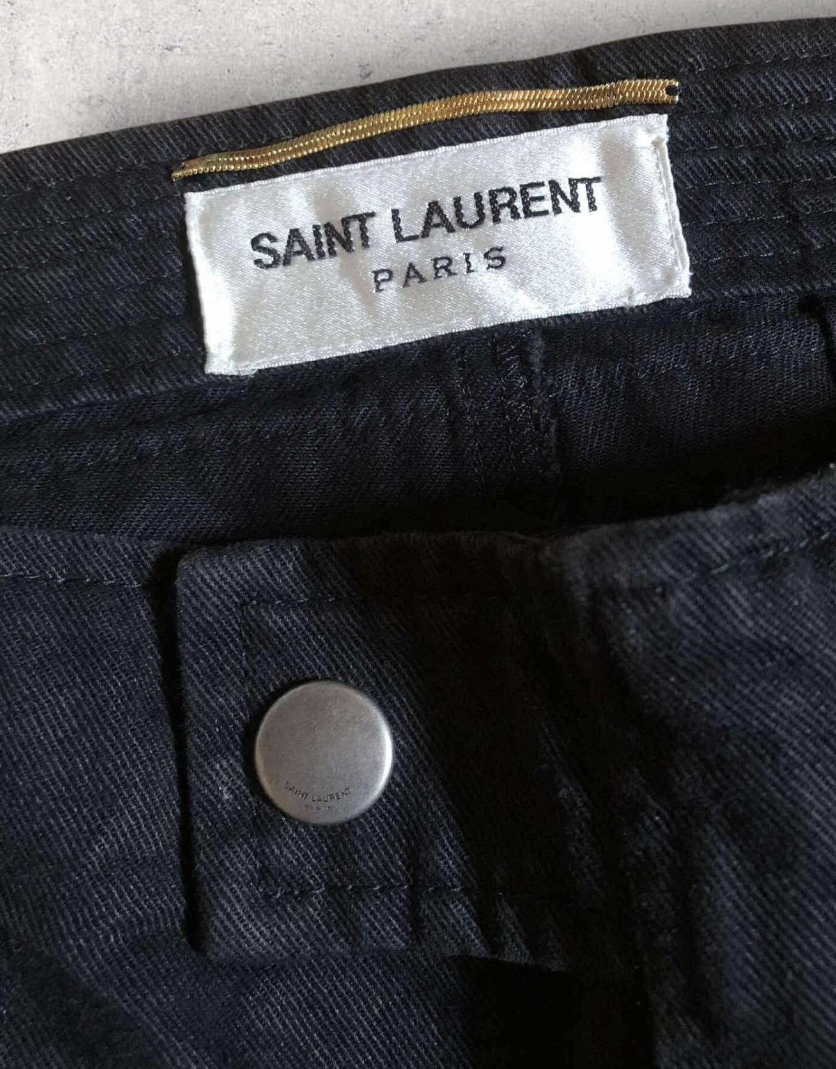 Saint Laurent Paris Saint Laurent cotton ramie back pocket bermuda shorts Size 28" / US 6 / IT 42 - 3 Thumbnail