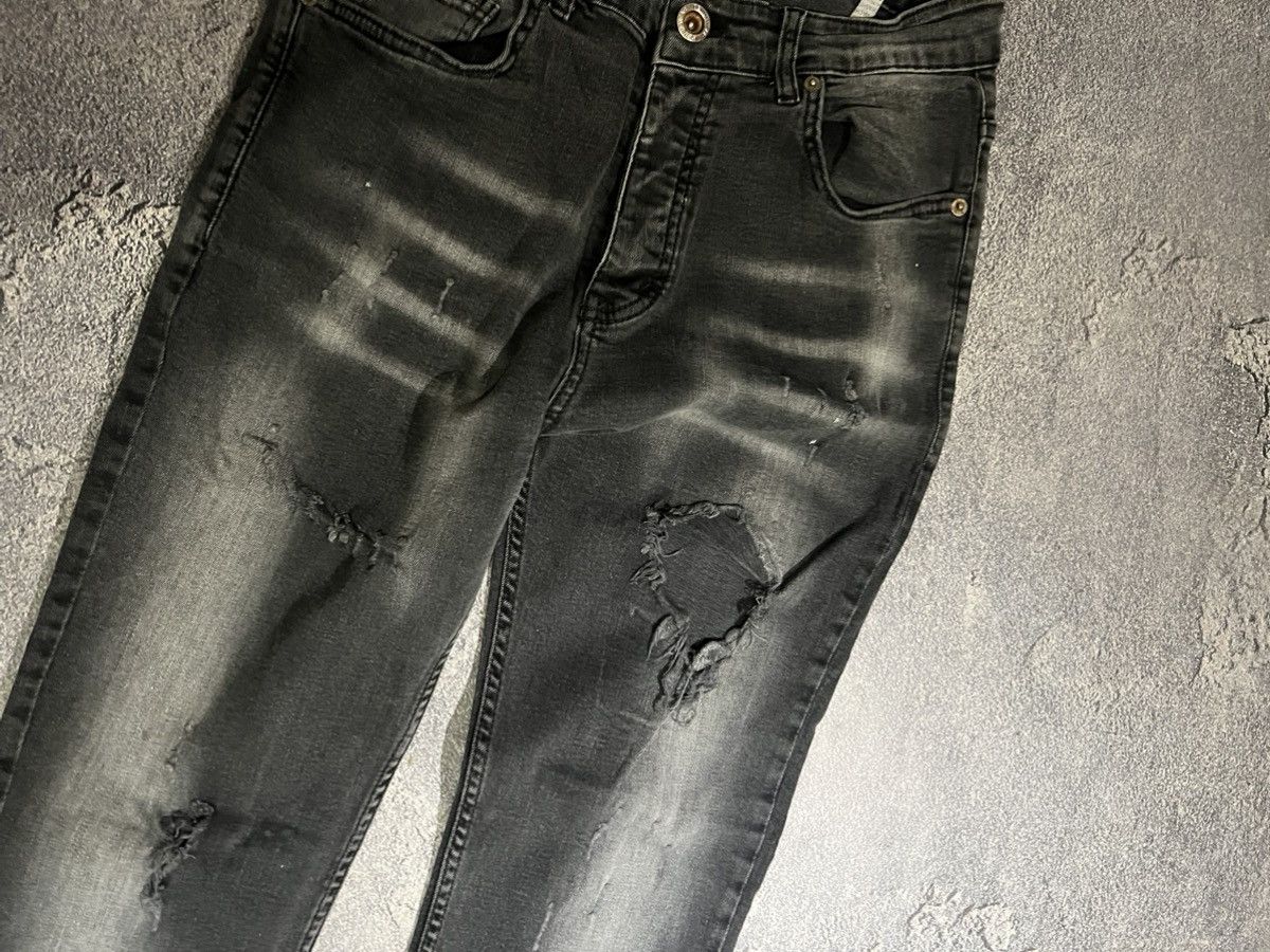 Japanese Brand Vintage Relaxed Distressed Skinny Jean - Underground Style Size US 30 / EU 46 - 4 Thumbnail