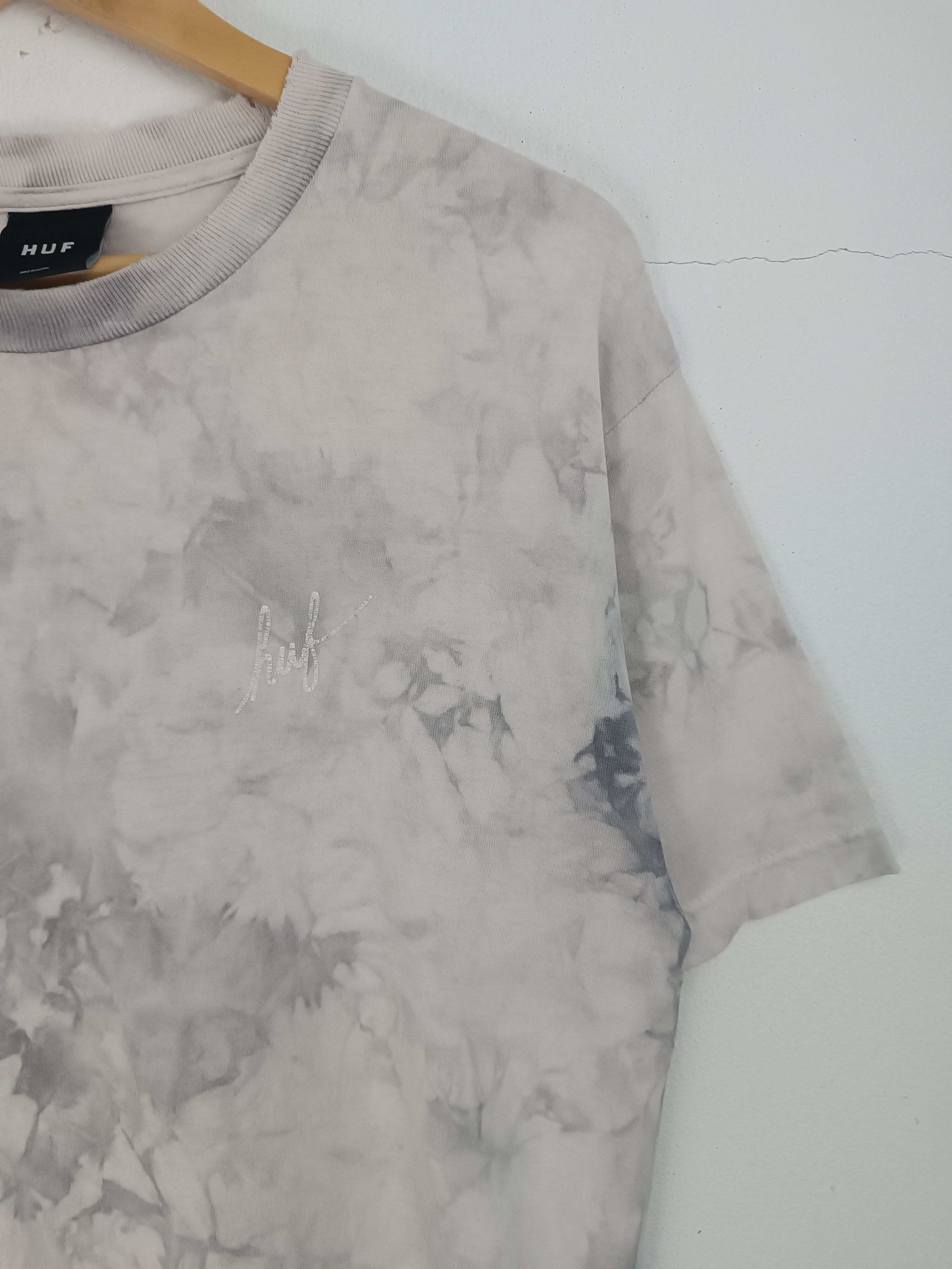 Huf THRASHED FADED VINTAGE Y2K HUF ACID WASH SKATER GRUNGE PUNK Size US M / EU 48-50 / 2 - 6 Thumbnail