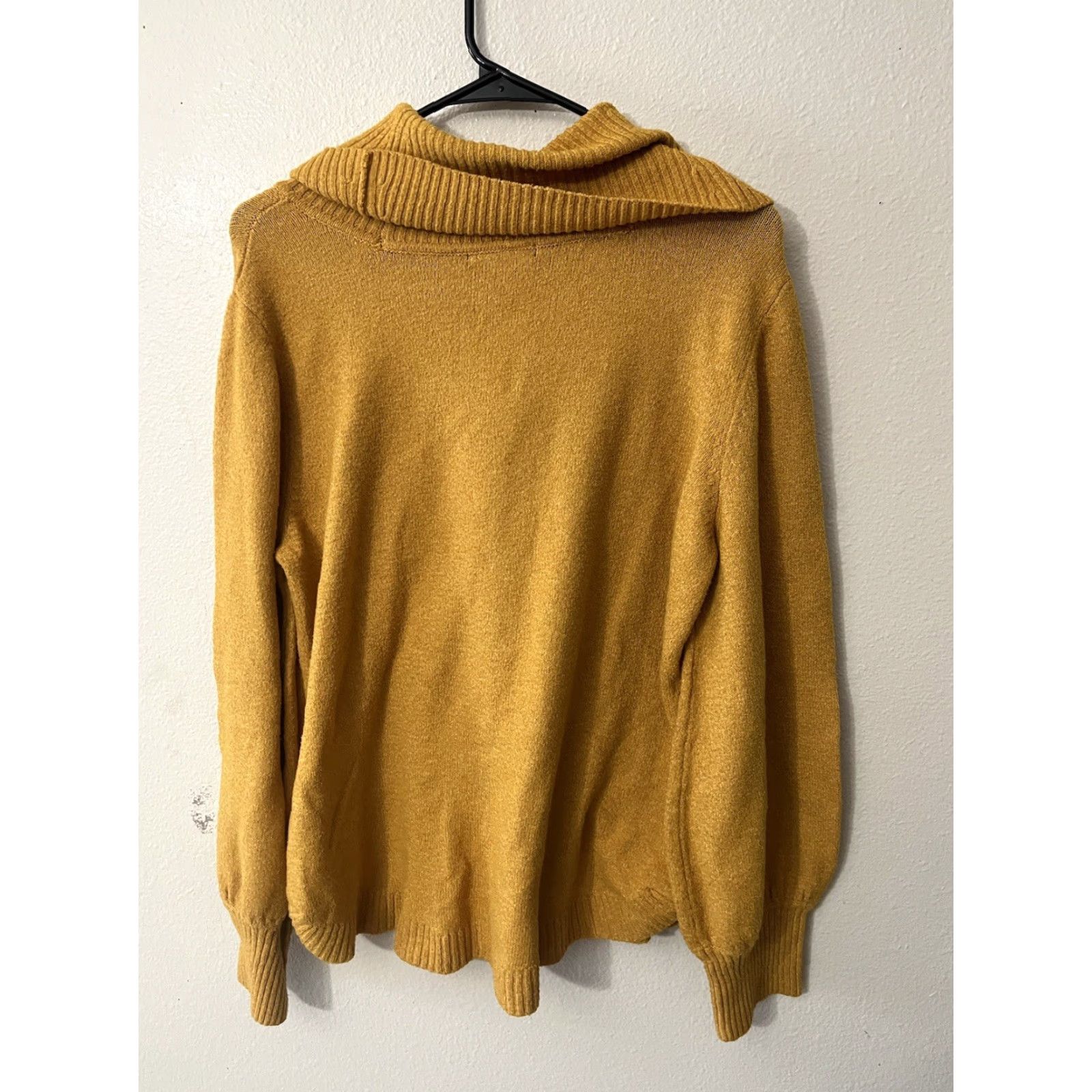 Vintage Tahari Turtleneck Sweater Yellow Size XL Long Sleeve ightweight Relaxed Size XL / US 12-14 / IT 48-50 - 3 Thumbnail