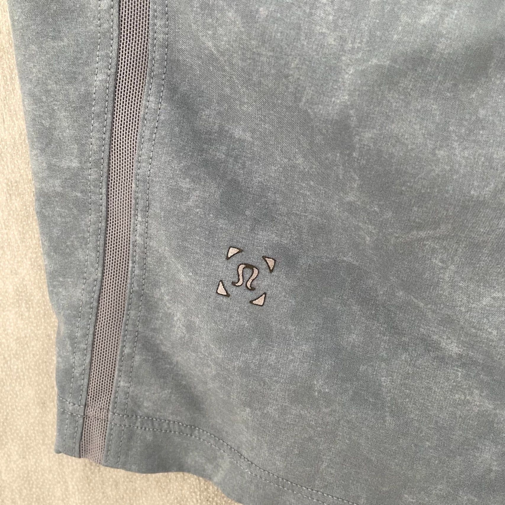 Lululemon Vintage Lululemon Pace Breaker Shorts Men Activewear Drawstring Size L Blue Size US 33 - 5 Thumbnail