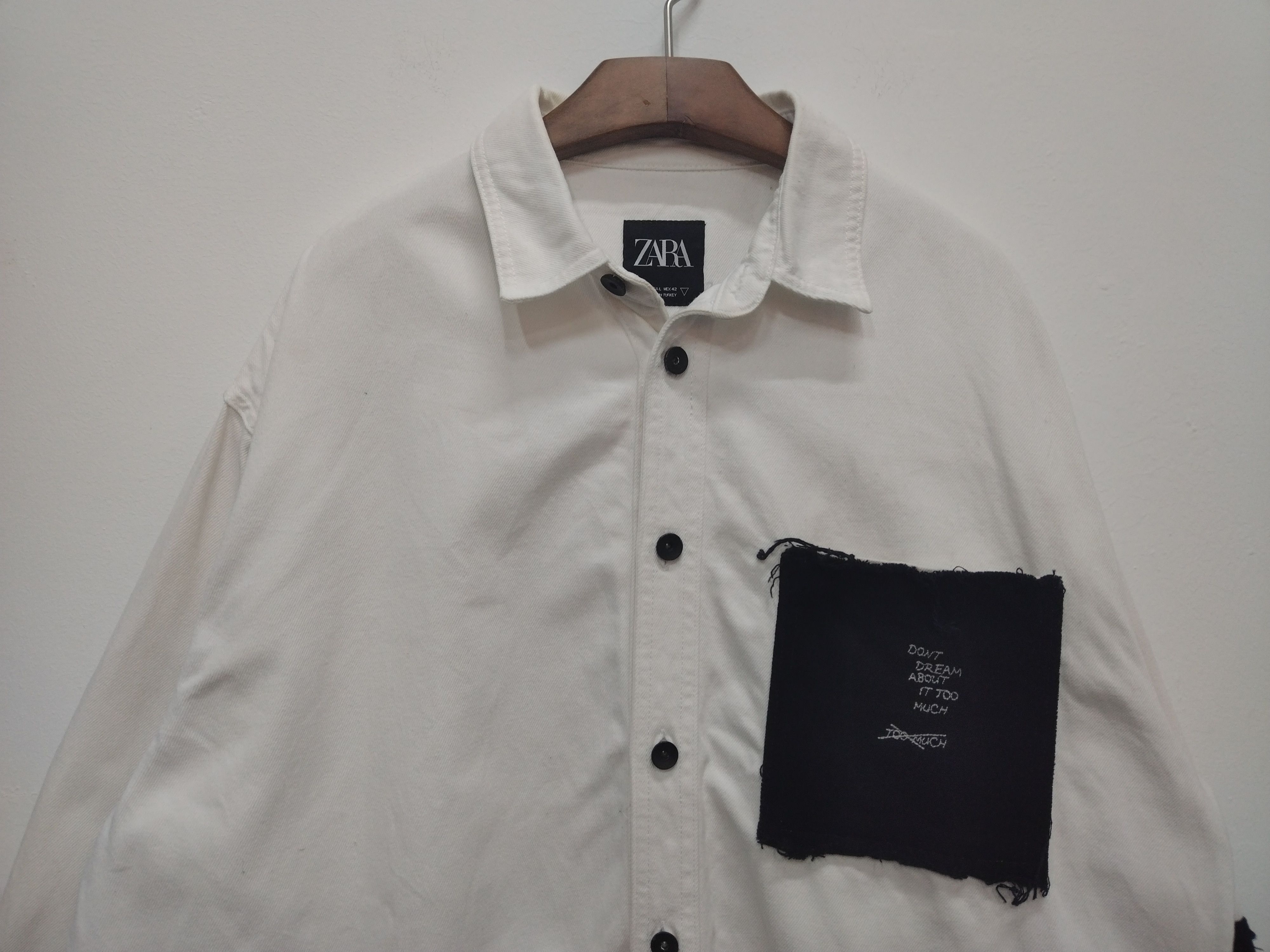 Zara AWESOME STYLO ZARA DENIM JACKET PATCHWORK SCRIPT DESIGN Size US L / EU 52-54 / 3 - 11 Thumbnail