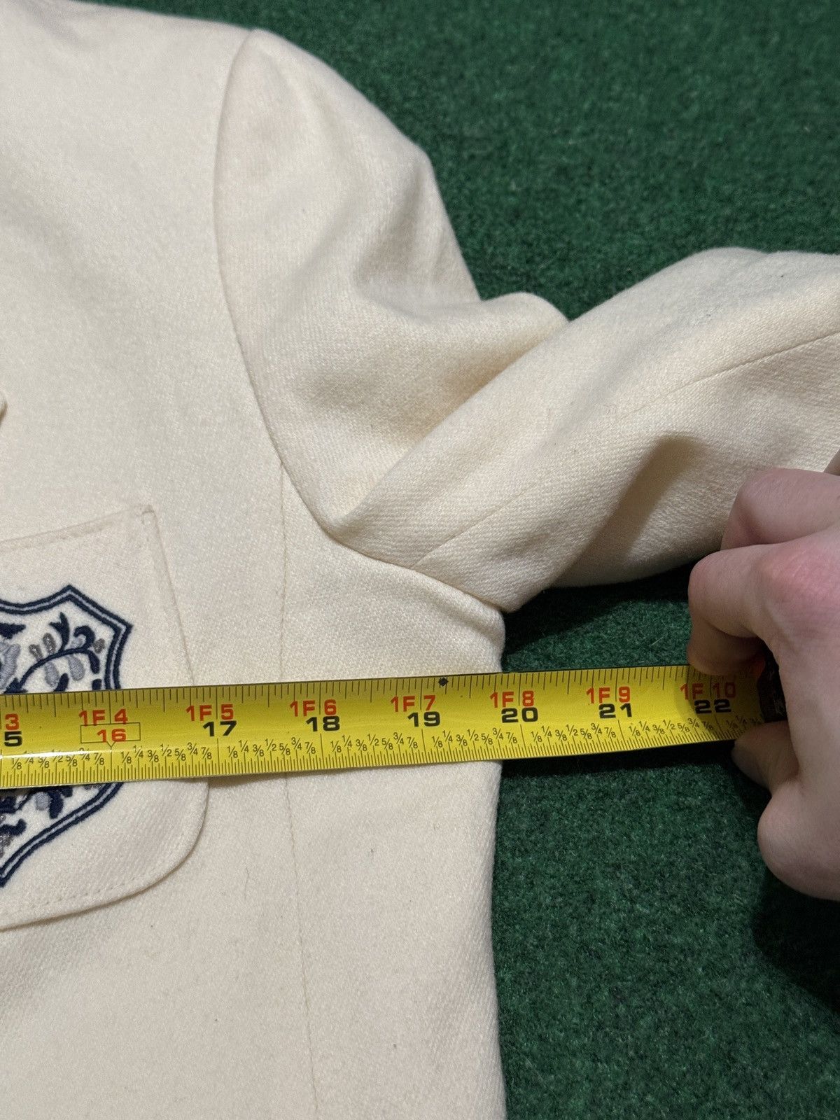 Pendleton Vintage Pendleton Wool Blazer Cream Crest Petite 14 Jacket Size XL / US 12-14 / IT 48-50 - 9 Thumbnail