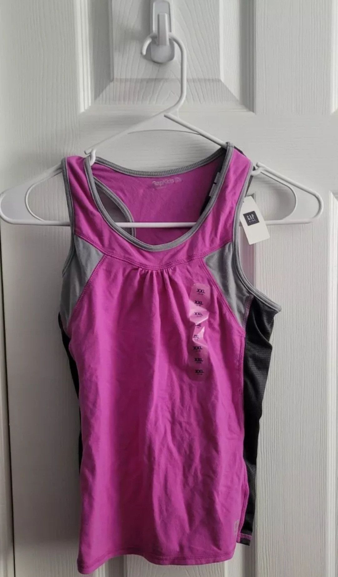 Gap NWT GAP Girl's Pink G Techwear Athletic Tank Top XXL (14-16) Size XS / US 0-2 / IT 36-38 - 1 Thumbnail