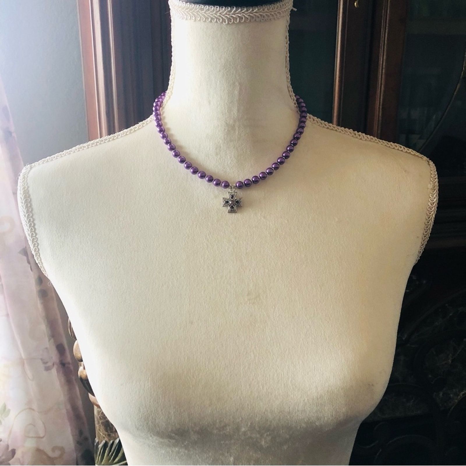 Handmade Handcrafted repurpose Maltese cross pendant Pearl necklace Size ONE SIZE - 5 Thumbnail