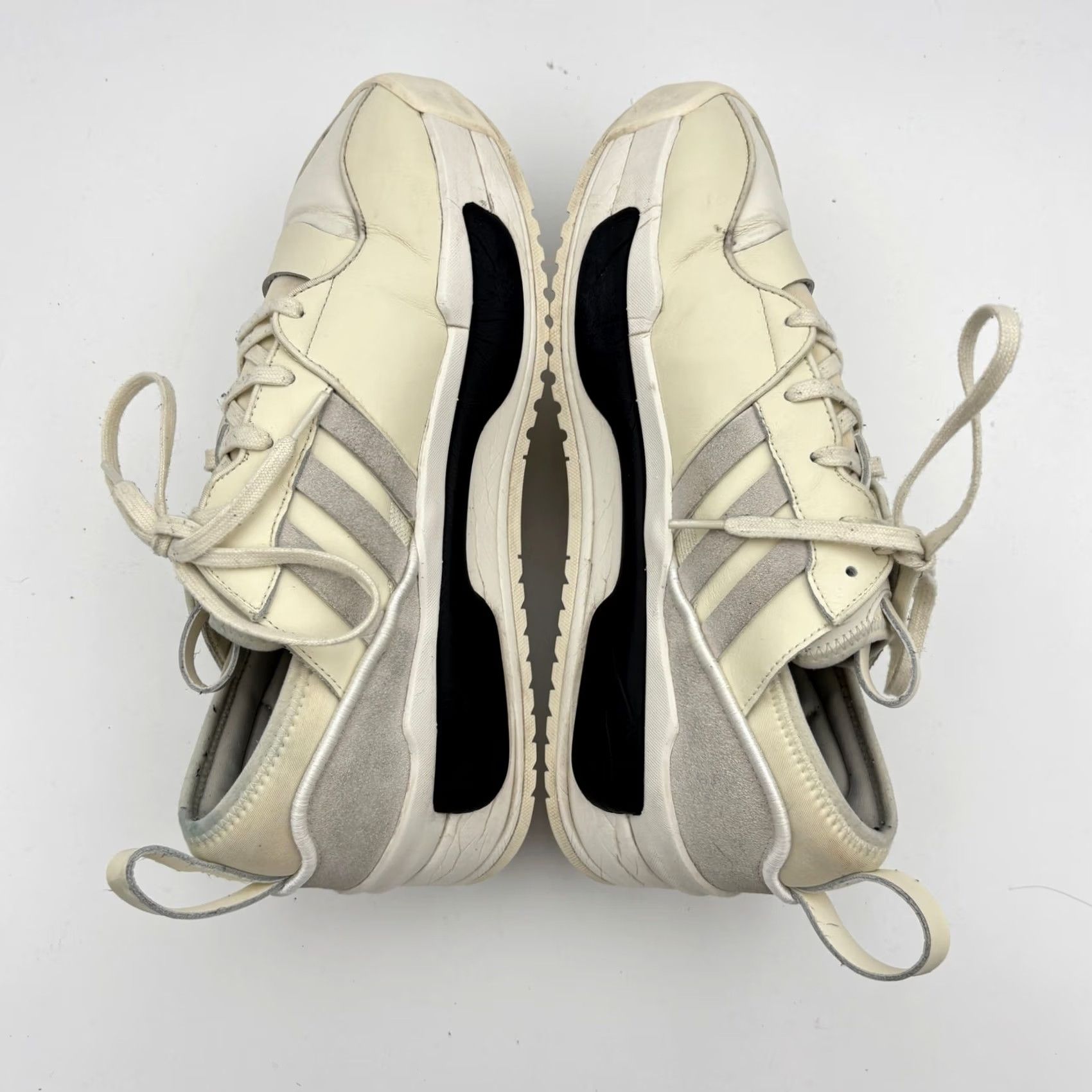Y-3 Y-3 Yohji Yamamoto Adidas Rivalry White Sneakers Men 11 Streetwear Mens US11 White Black/off-white Discoloring Preowned Size US 11 / EU 44 - 7 Thumbnail