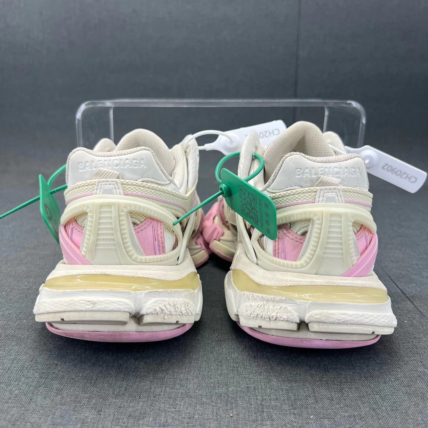 Balenciaga Balenciaga Track 2 White Pink 37 EU Scuffed Inner Edge Size US 7 / IT 37 - 4 Thumbnail