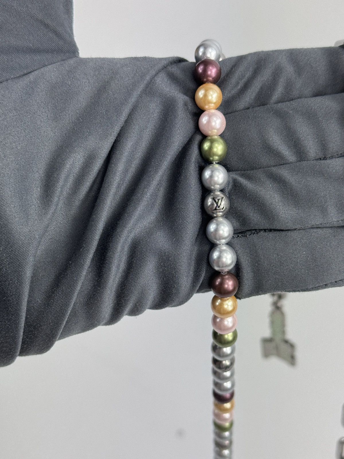 Louis Vuitton PEARLS CHAIN BELT AND BAG CHARM KEY WALLET CHAIN M02293 Size ONE SIZE - 9 Thumbnail