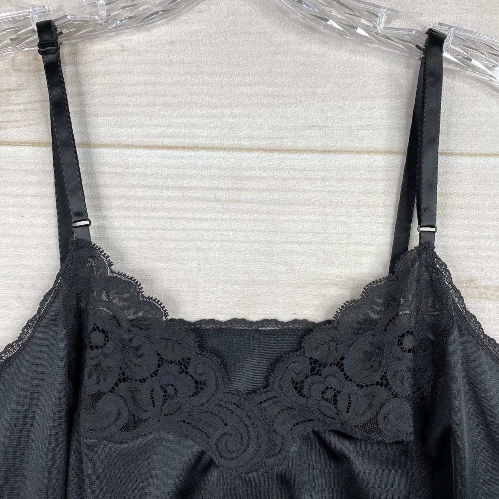 Vintage VINTAGE Vanity Fair Black Nylon Camisole Lace Trim Size 36 Pleats Shirt Womens Size ONE SIZE - 2 Thumbnail