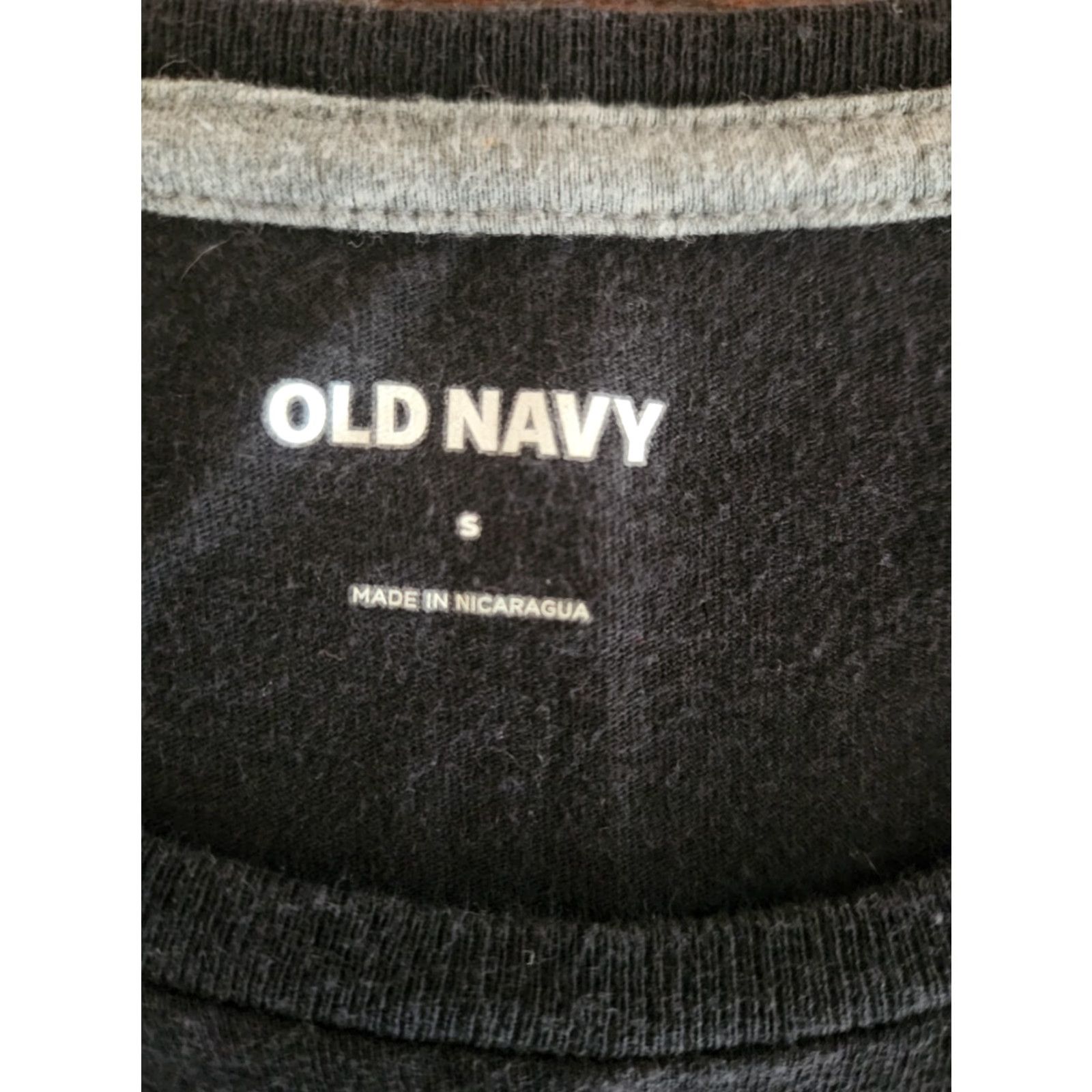 Old Navy Old Navy Mens Friends TV Show Black Short Sleeve T-Shirt Graphic Tee Sz S Size US S / EU 44-46 / 1 - 2 Thumbnail