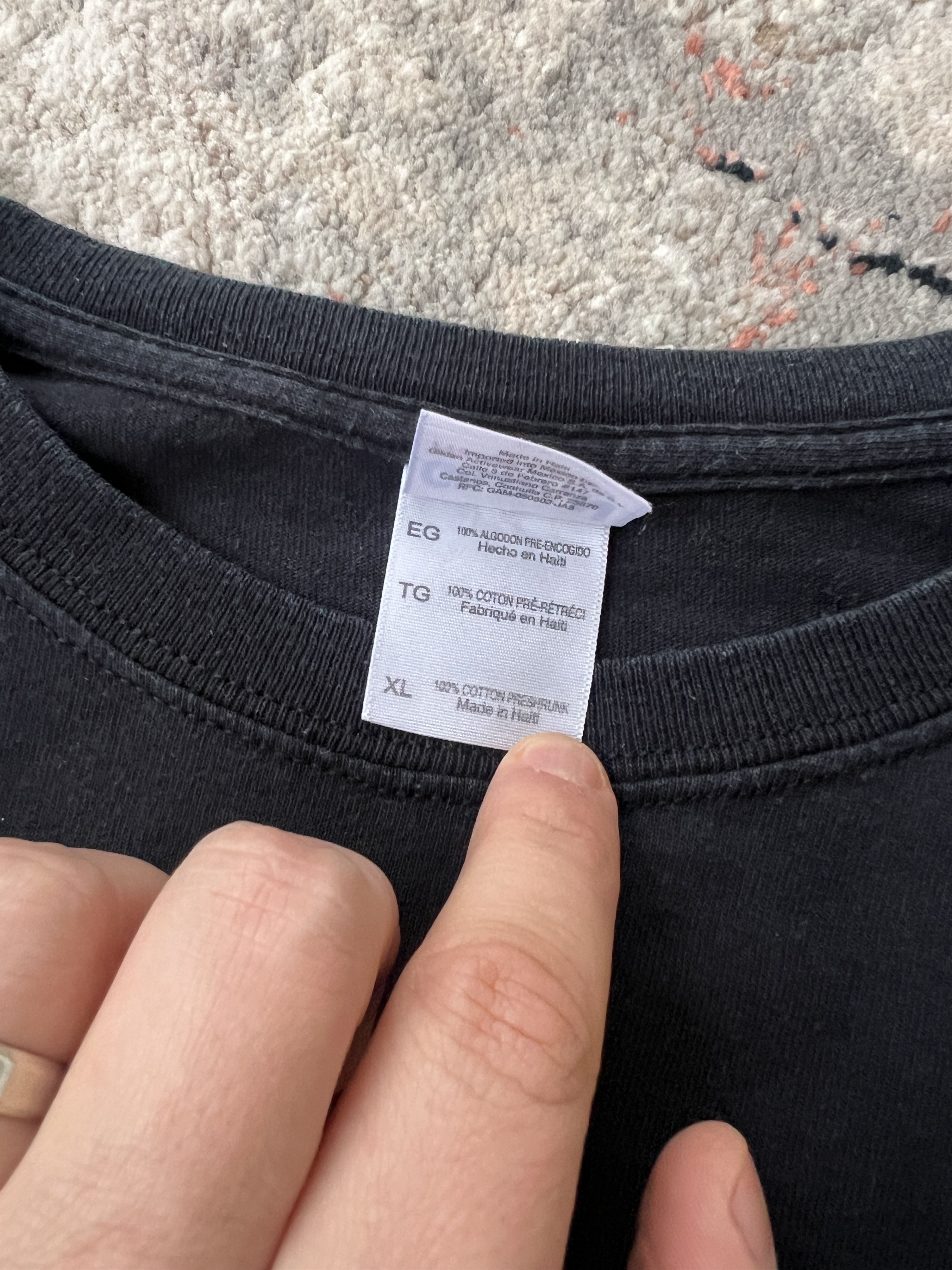 Gildan I Rented This Hooker Vintage Tee Size US XL / EU 56 / 4 - 4 Thumbnail