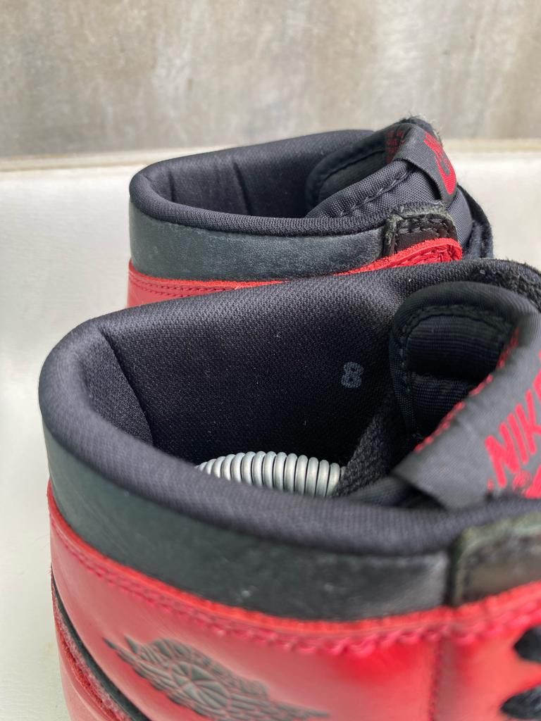 Nike 1994 Jordan 1 Breds Size US 8 / EU 41 - 6 Thumbnail