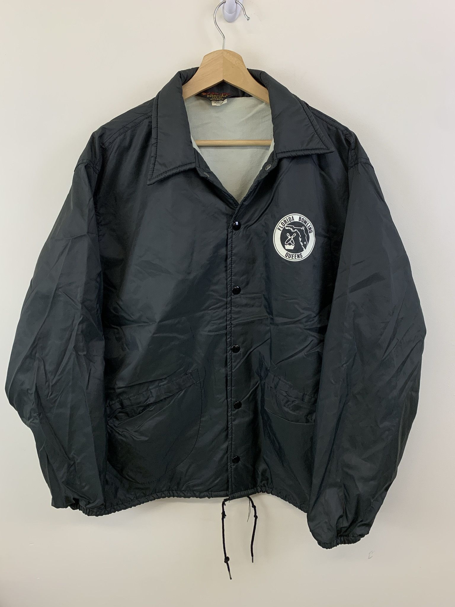 Vintage Vintage 1990s Florida Bowling Queens Black Satin jacket Size L Size US L / EU 52-54 / 3 - 1 Thumbnail