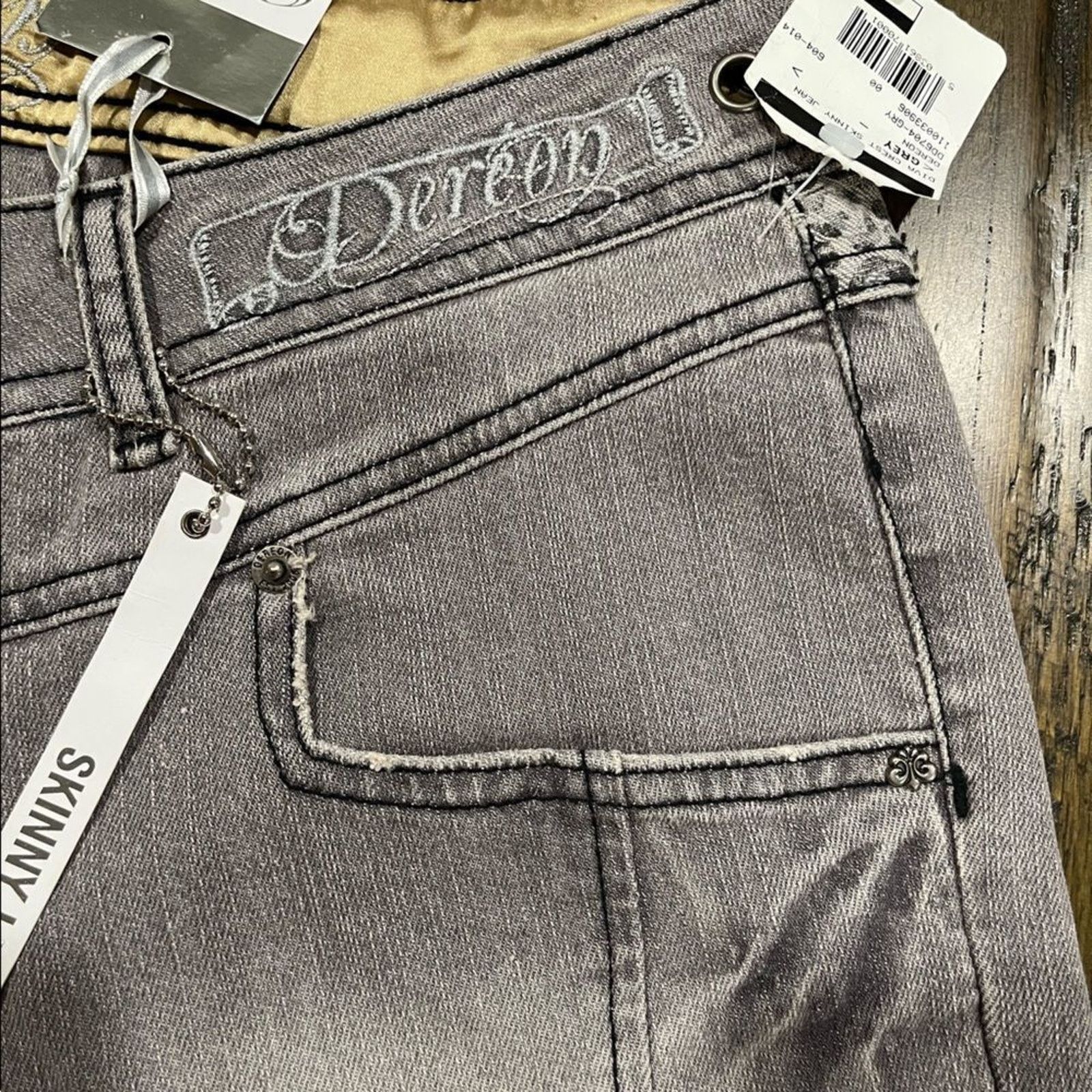 NBDN Nobrandedon NWT House of Deréon Beyoncé Jeans Diva Crest Skinny Size 30" / US 8 / IT 44 - 12 Thumbnail