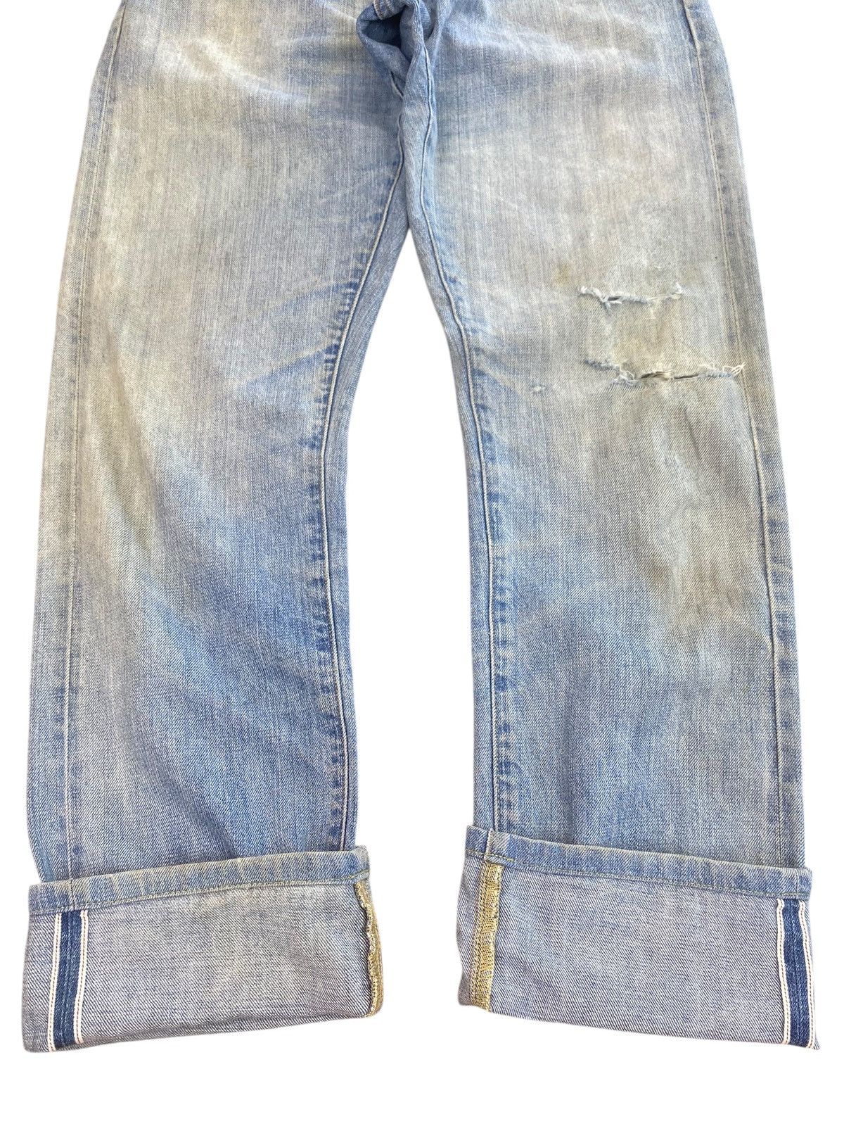 Uniqlo Uniqlo Faded Mud Wash Style Selvedge Jeans Size US 32 / EU 48 - 13 Thumbnail