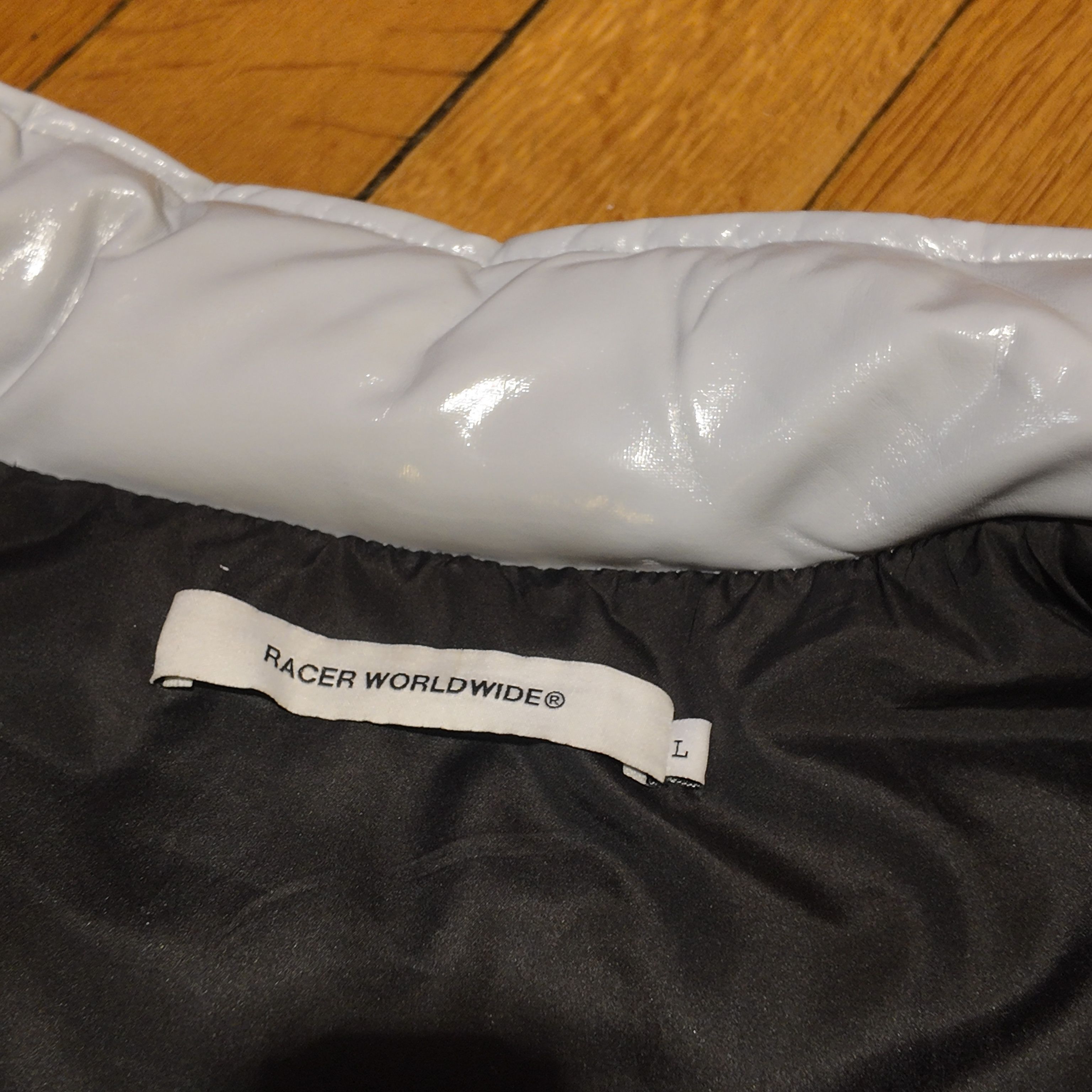 Racer Worldwide Racer Worldwide Glossy Patent Puffer Vest L Size US L / EU 52-54 / 3 - 4 Thumbnail