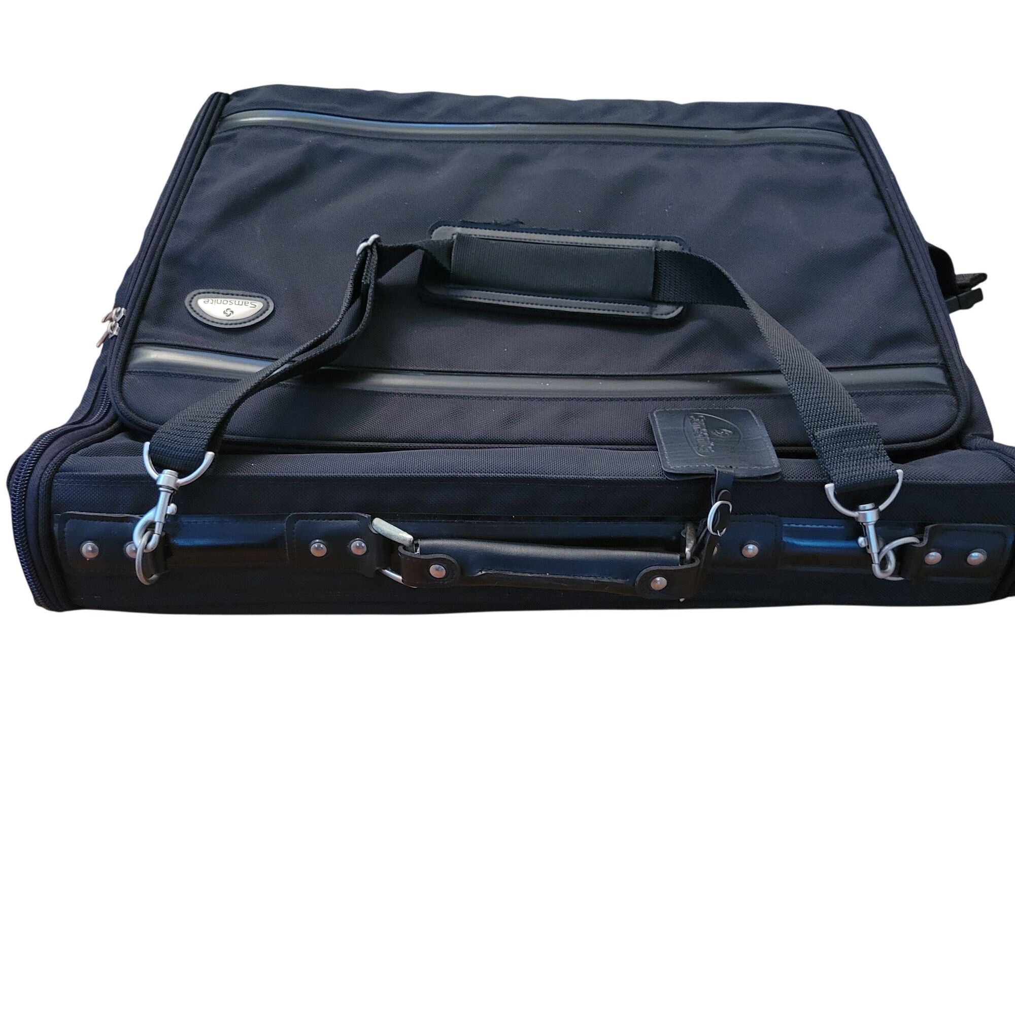 Samsonite Black Nylon Garment Bag Shoulder Strap Overnight C