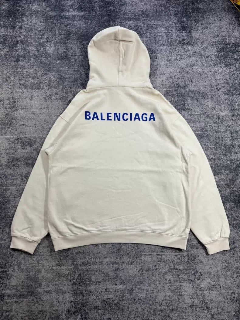 Balenciaga Balenciaga Off-white Hoodie with Front and Back Blue Text Size US XS / EU 42 / 0 - 3 Thumbnail