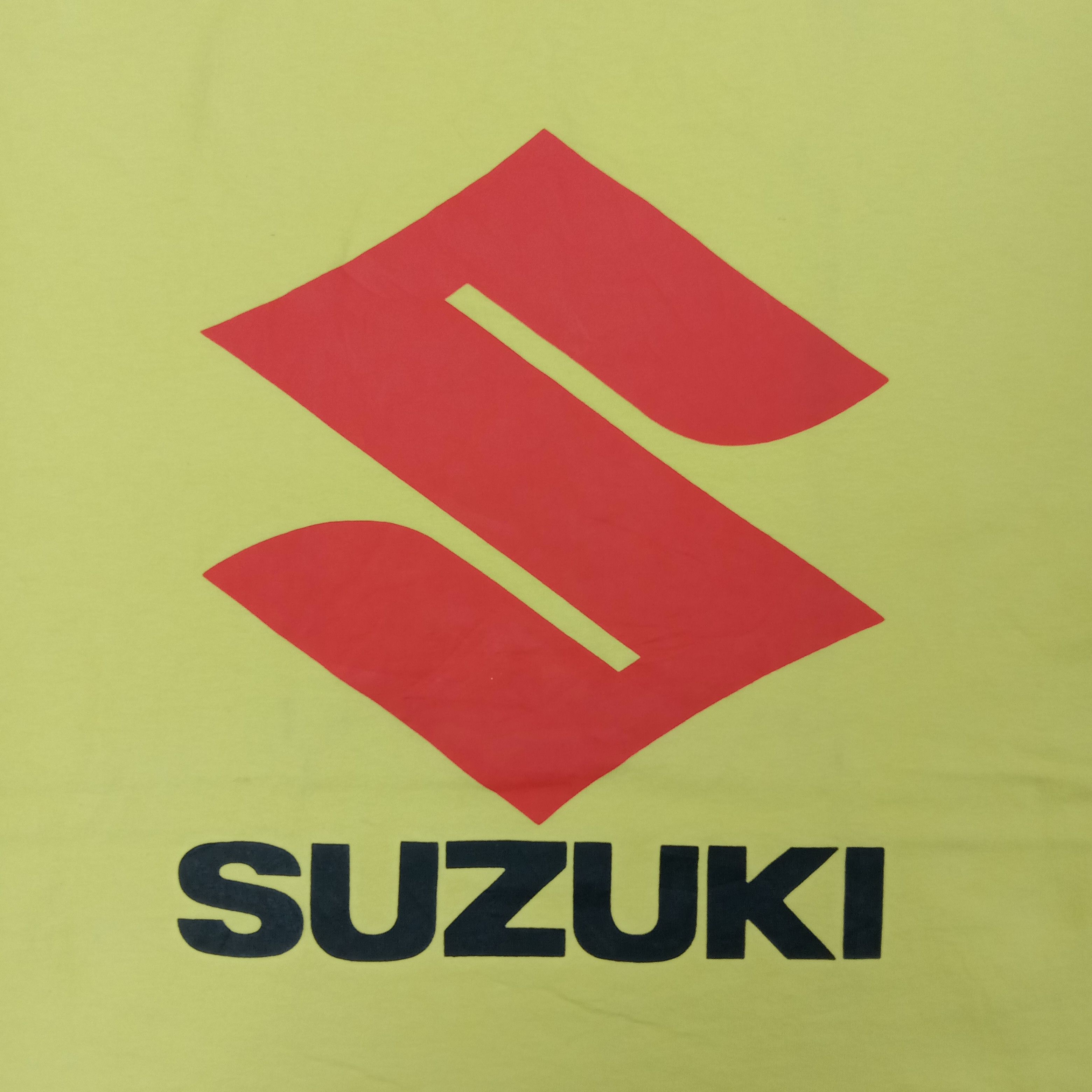Vintage Suzuki Japanese Motorsports Racing Tshirt C239N26 Size US L / EU 52-54 / 3 - 2 Thumbnail