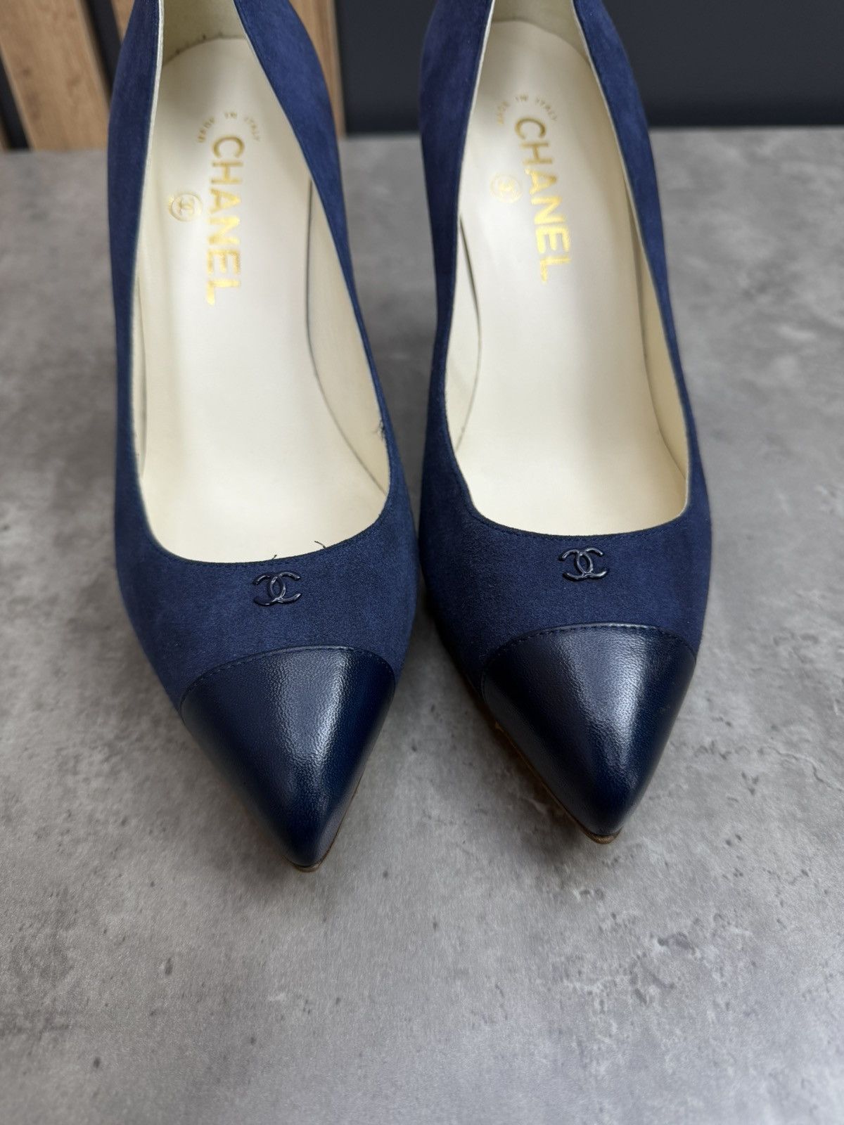 Chanel Chanel CC Blue Suede Cap Toe Heels Pumps Size 38 C Size US 8 / IT 38 - 2 Thumbnail