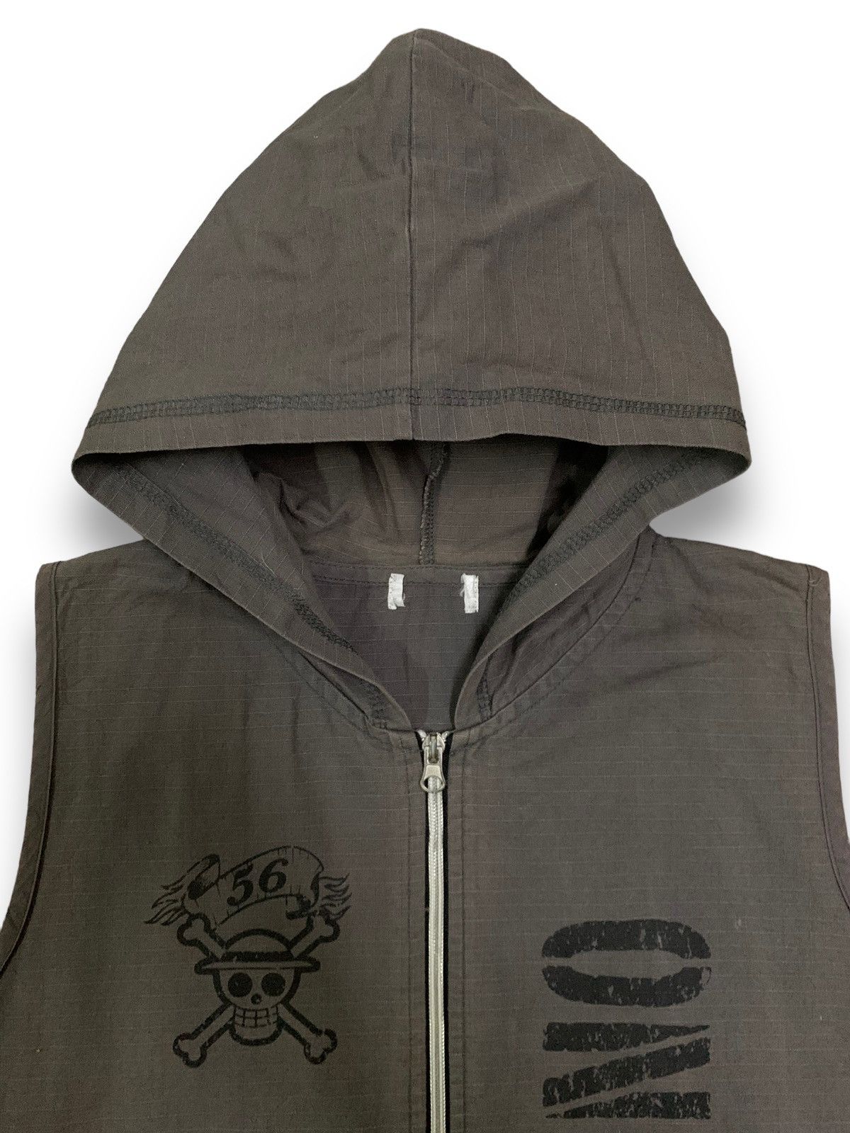 One Piece Vintage ONE PIECE SunFaded SpellOut Roronoa Zoro Hooded Vest Size US S / EU 44-46 / 1 - 6 Thumbnail