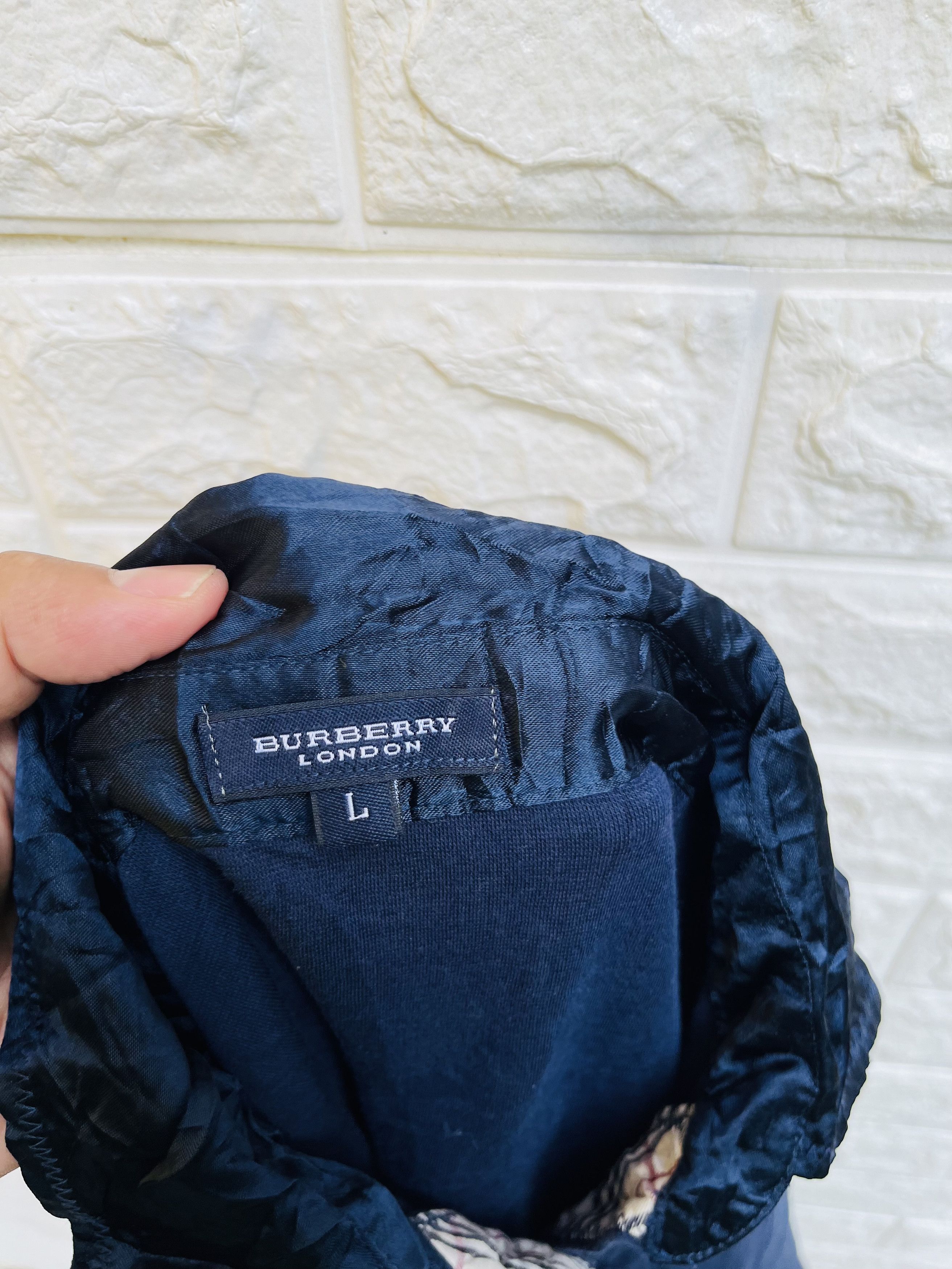 Japanese Brand × Vintage Vintage Burberrys Dark Blue Designer Fashion Style Size S / US 4 / IT 40 - 7 Thumbnail