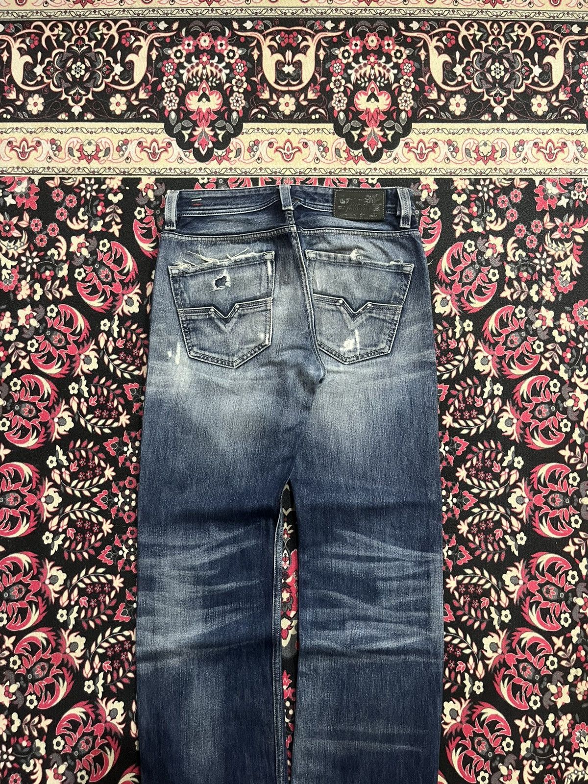 Diesel ⚡️Ripped⚡️Vintage Diesel Blue Eyecons 2010/2 Edition Blue Jean Size US 28 / EU 44 - 8 Thumbnail