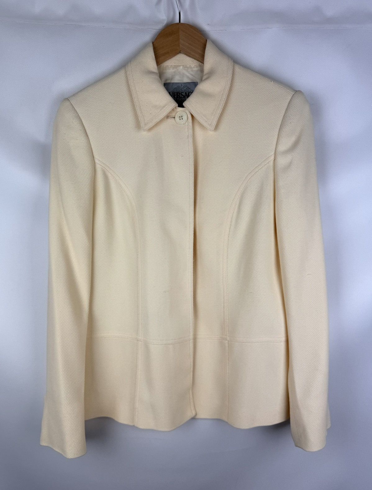 Versace Jeans Couture Versace Jeans Couture Vintage Ladies Viscose Blazer Jacket Size XS / US 0-2 / IT 36-38 - 1 Thumbnail