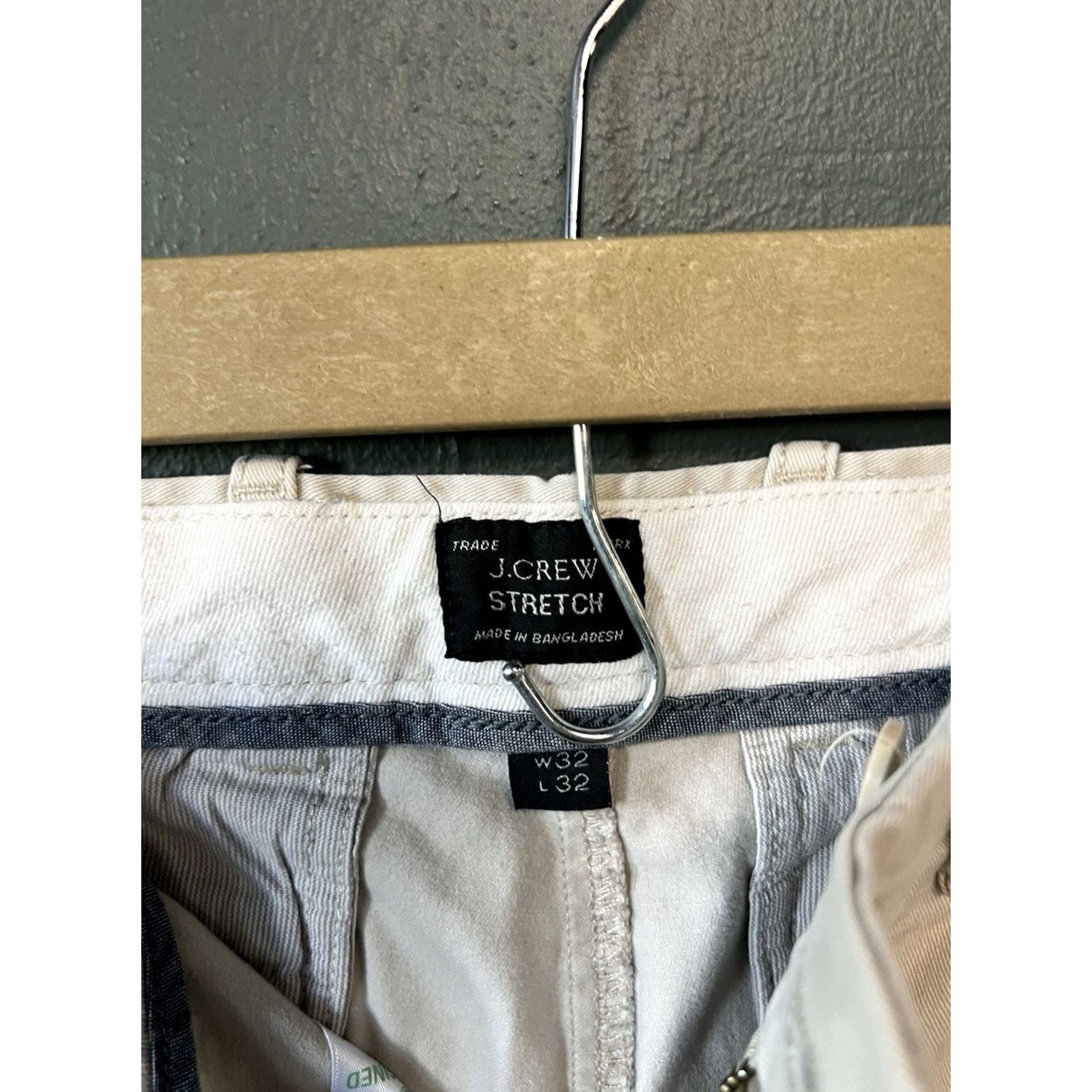 J.Crew J. Crew Mens Pants Chino Beige Stretch 32 Inseam 32 Regular Khaki 32 x 32 Mens Stretch Chino Pants Size US 32 / EU 48 - 3 Thumbnail