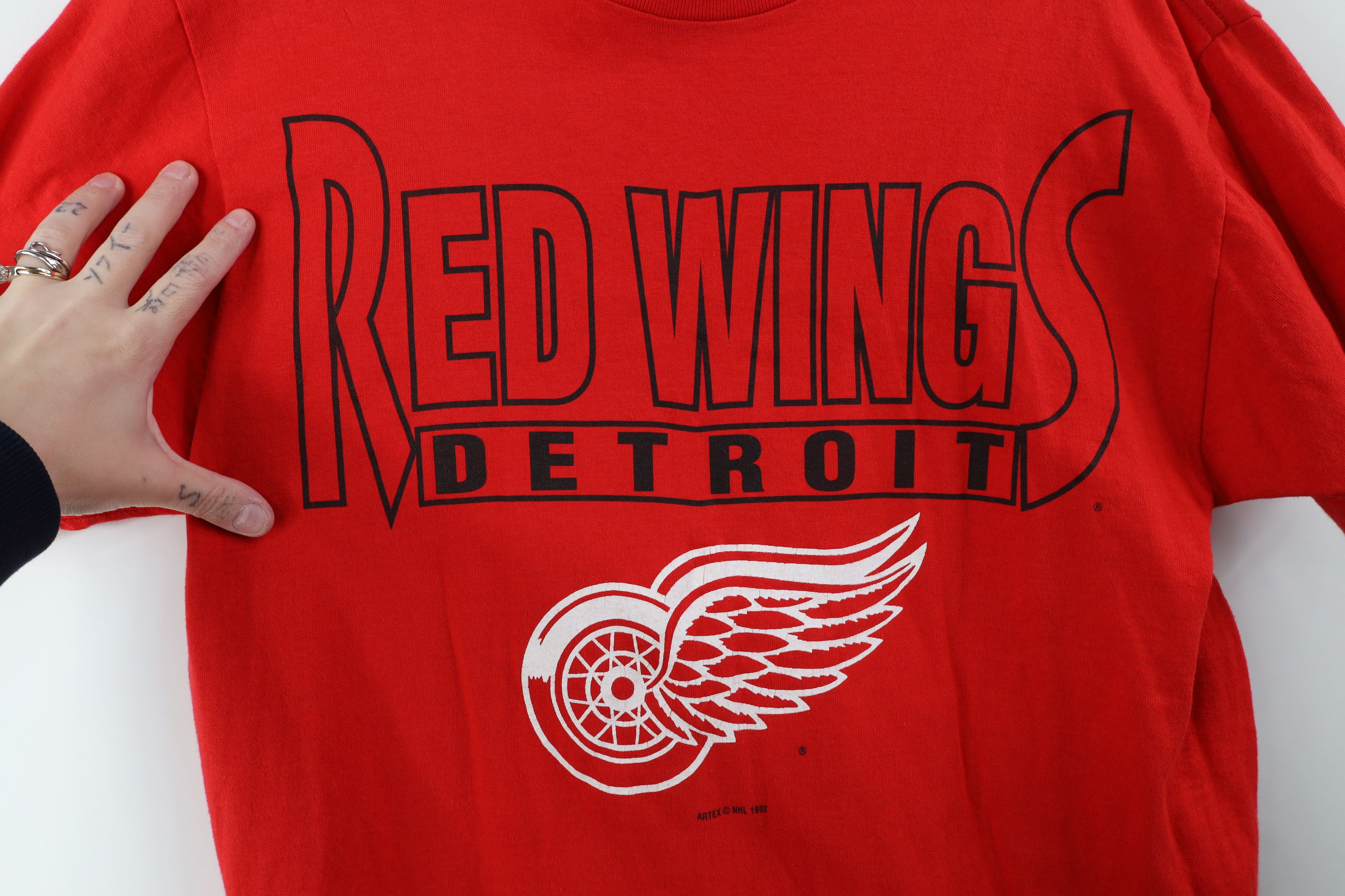 Vintage Vintage 90s Red Wings Hockey Short Sleeve T-Shirt USA Size US L / EU 52-54 / 3 - 4 Thumbnail