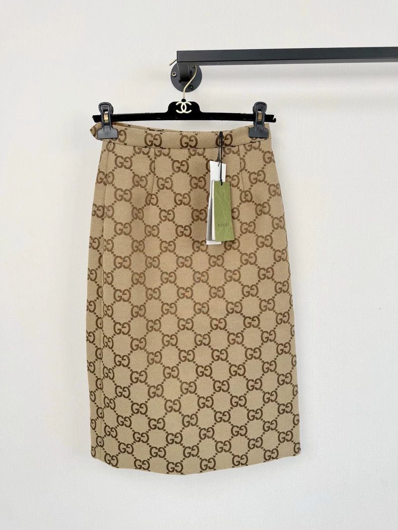 Gucci gucci patterned skirt with tags new 36-dmc Size US 36 / EU 52 - 1 Thumbnail