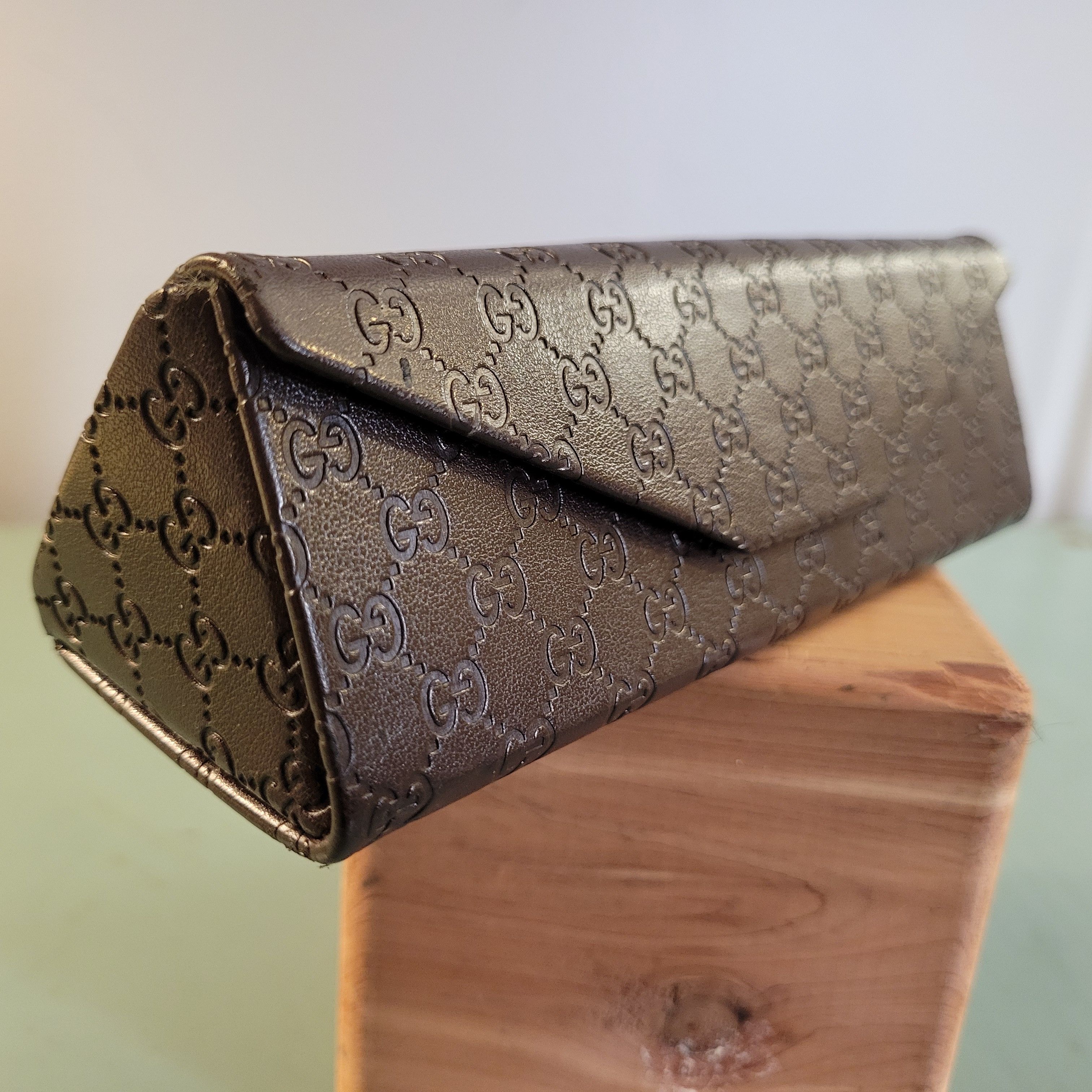 Gucci Gucci Glasses Sunglasses Case Micro G Embossed Size ONE SIZE - 1 Thumbnail
