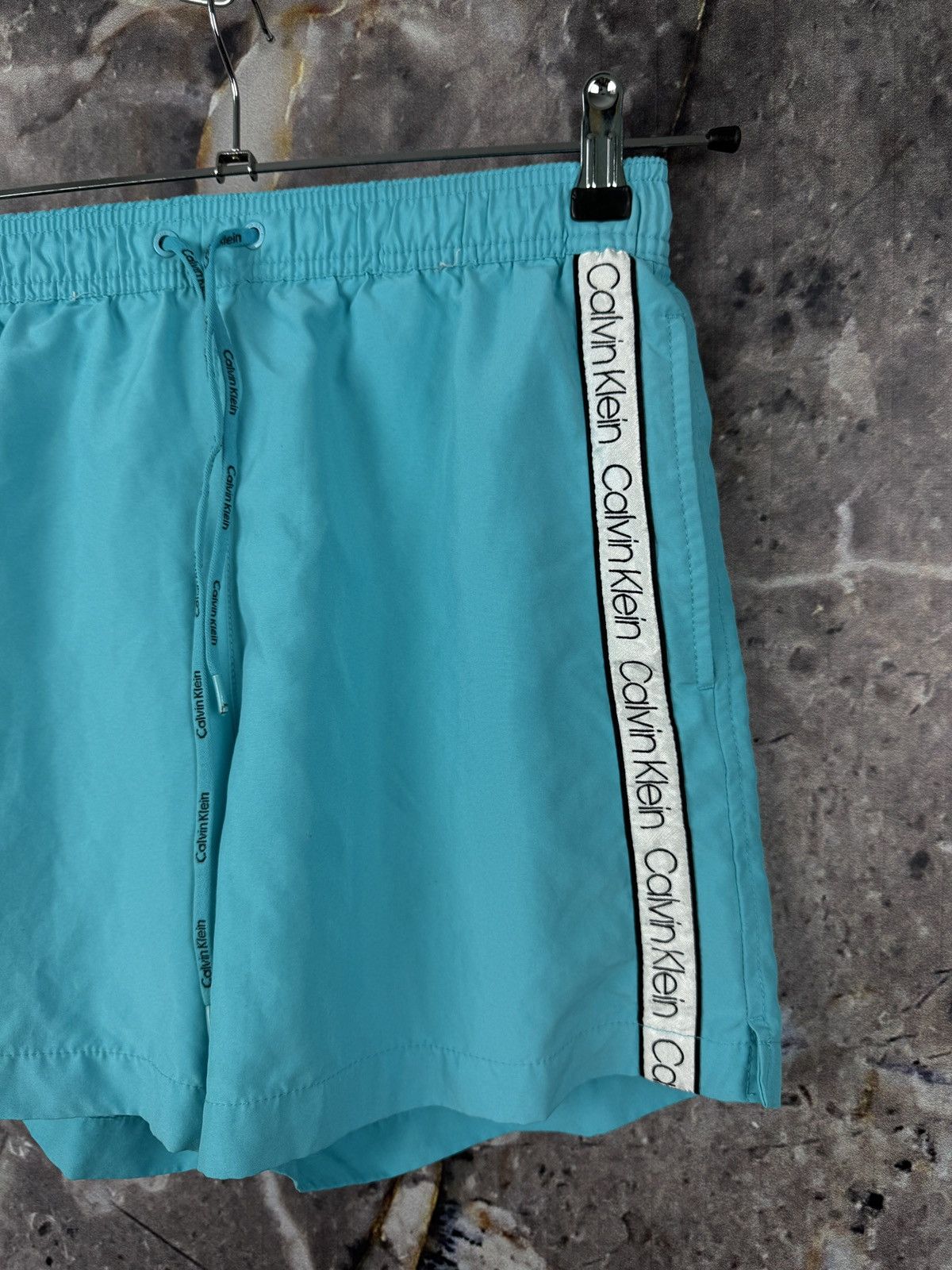 Tommy Hilfiger Men’s Calvin Klein Swimwear Shorts Size Small Size US 30 / EU 46 - 3 Thumbnail