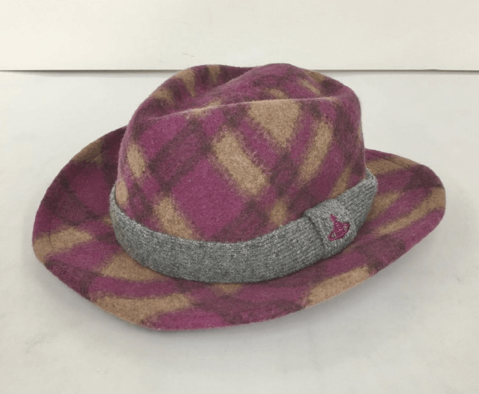 Vivienne Westwood Vivienne Westwood Very Rare classic hat Japan Size ONE SIZE - 1 Thumbnail