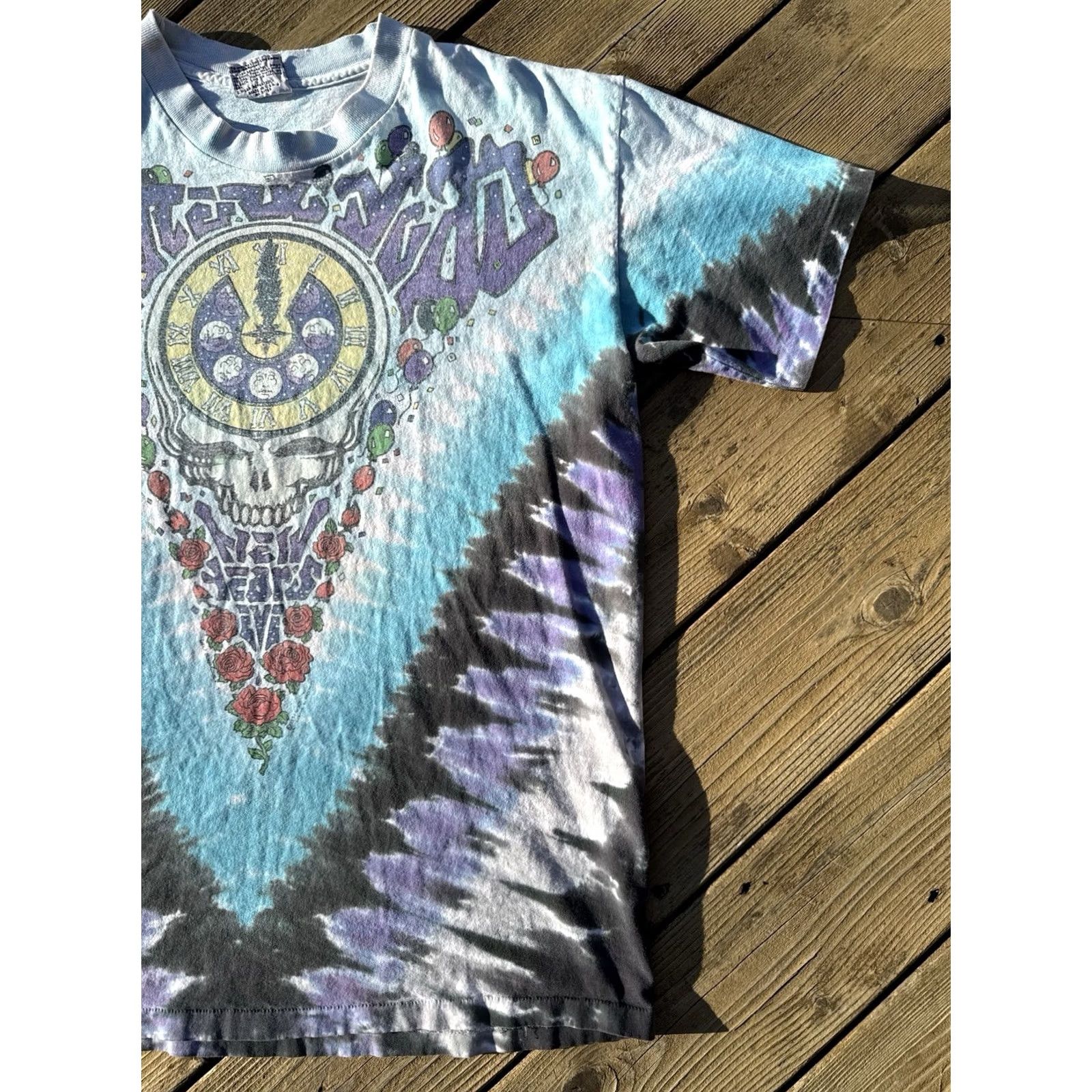 Liquid Blue VINTAGE Grateful Dead NYE 1990 1991 Liquid Blue Tie Dye Tour Shirt XL T-Shirt Men Size US L / EU 52-54 / 3 - 3 Thumbnail