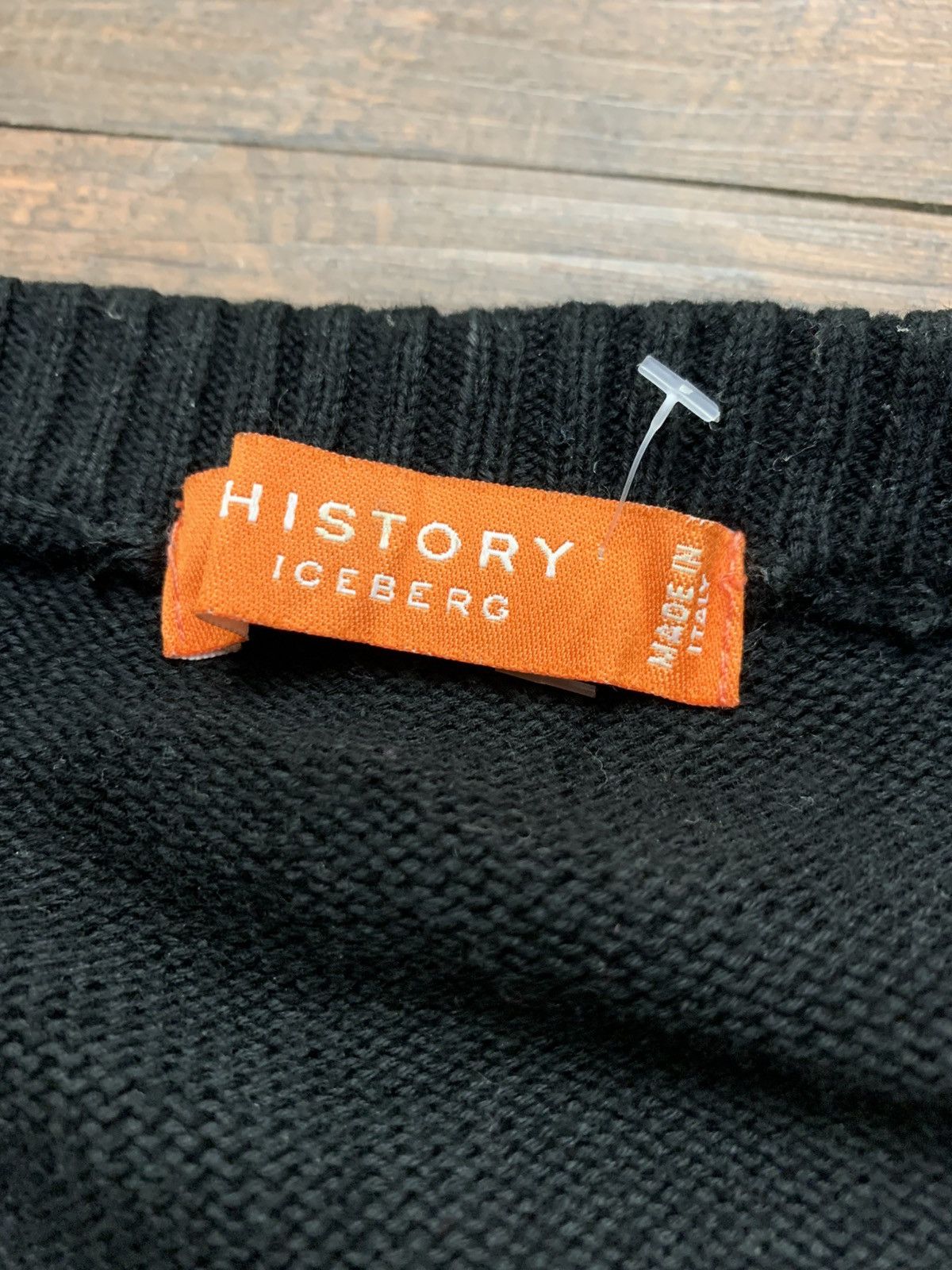Iceberg 🐍 DELETE SOON 🐍 Iceberg History - Muttley Wacky Races Knit Size US L / EU 52-54 / 3 - 5 Thumbnail