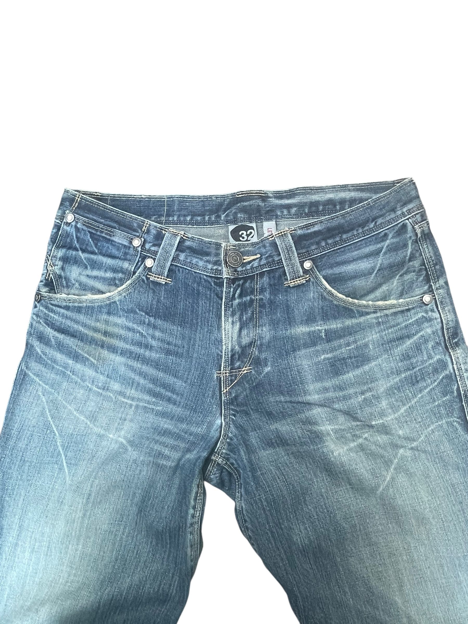 Levi's Vintage Levis Engineered Distresed Denim Size US 33 - 2 Thumbnail