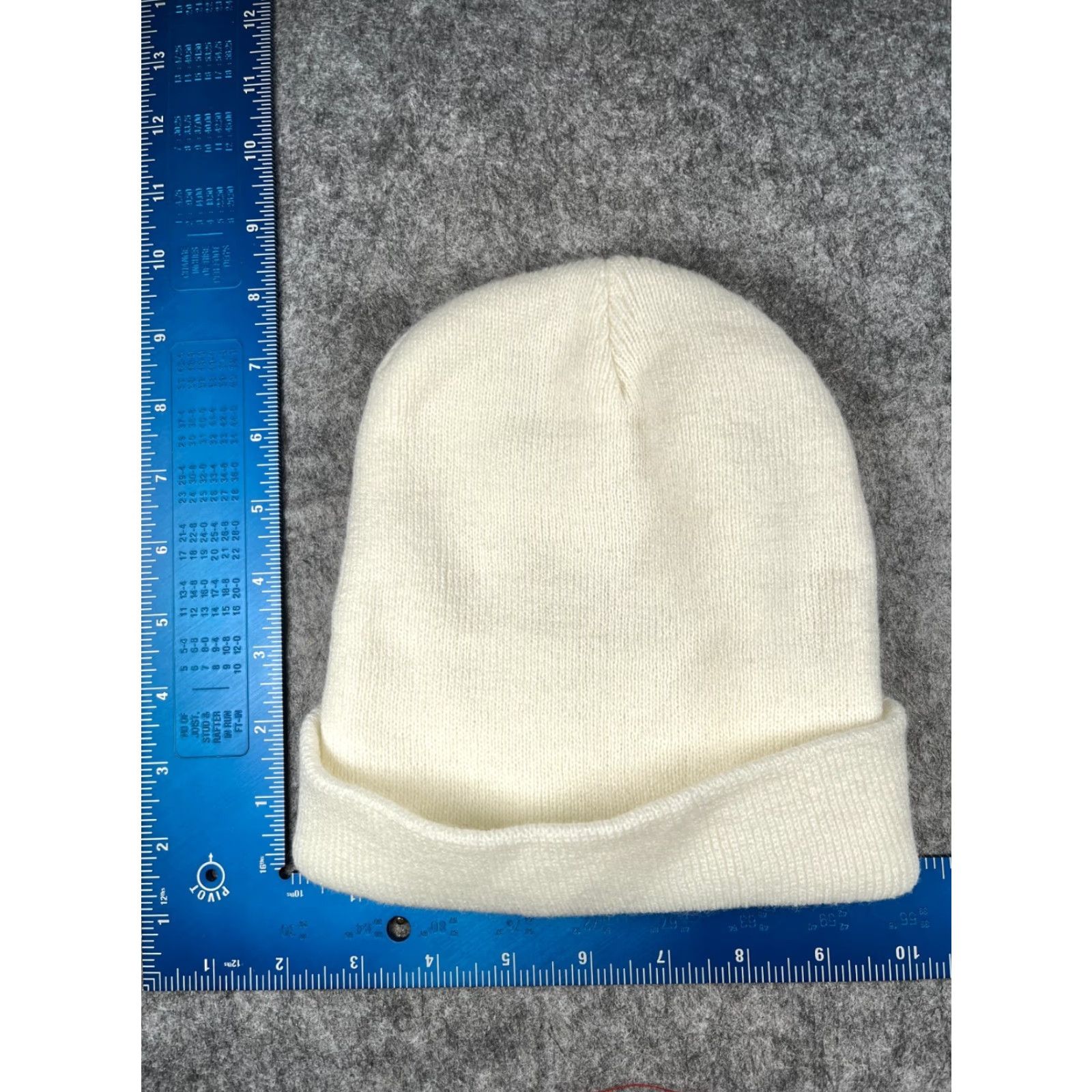 Vintage Light Rise Lost Beanie Toque Adult One Size White Knit 100% Acrylic Winter Ski Size ONE SIZE - 4 Thumbnail