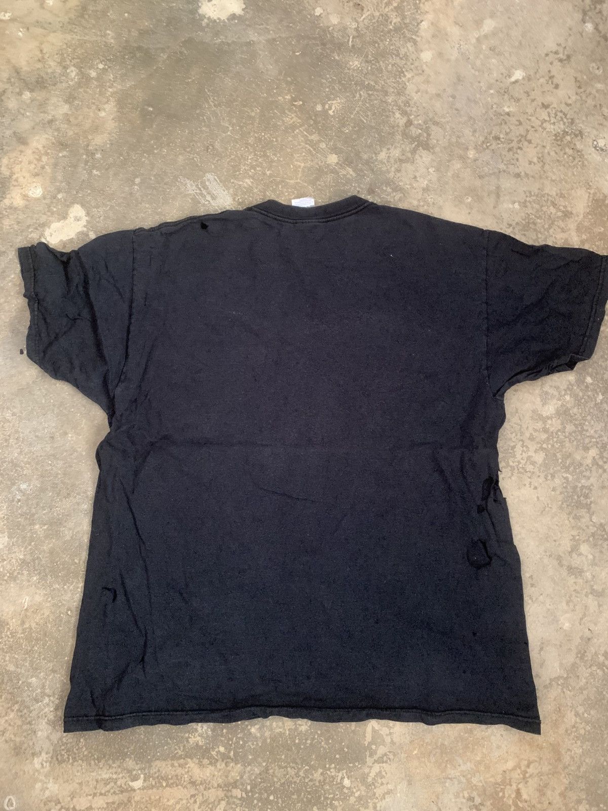 Vintage HALO 3 Logo T-Shirt Original vintage gaming aesthetic. Size US XL / EU 56 / 4 - 7 Thumbnail