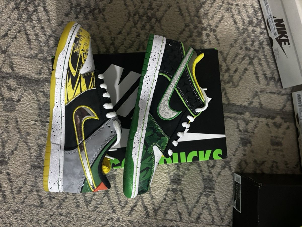 Nike Dunk Low ‘What the Duck- University Of Oregon Away P.E Size US 9 / EU 42 - 3 Thumbnail