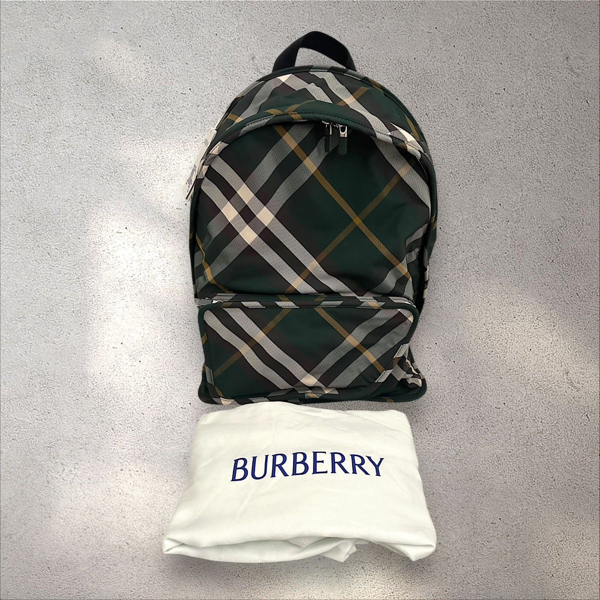 Burberry Burberry Plaid Backpack Size ONE SIZE - 16 Thumbnail