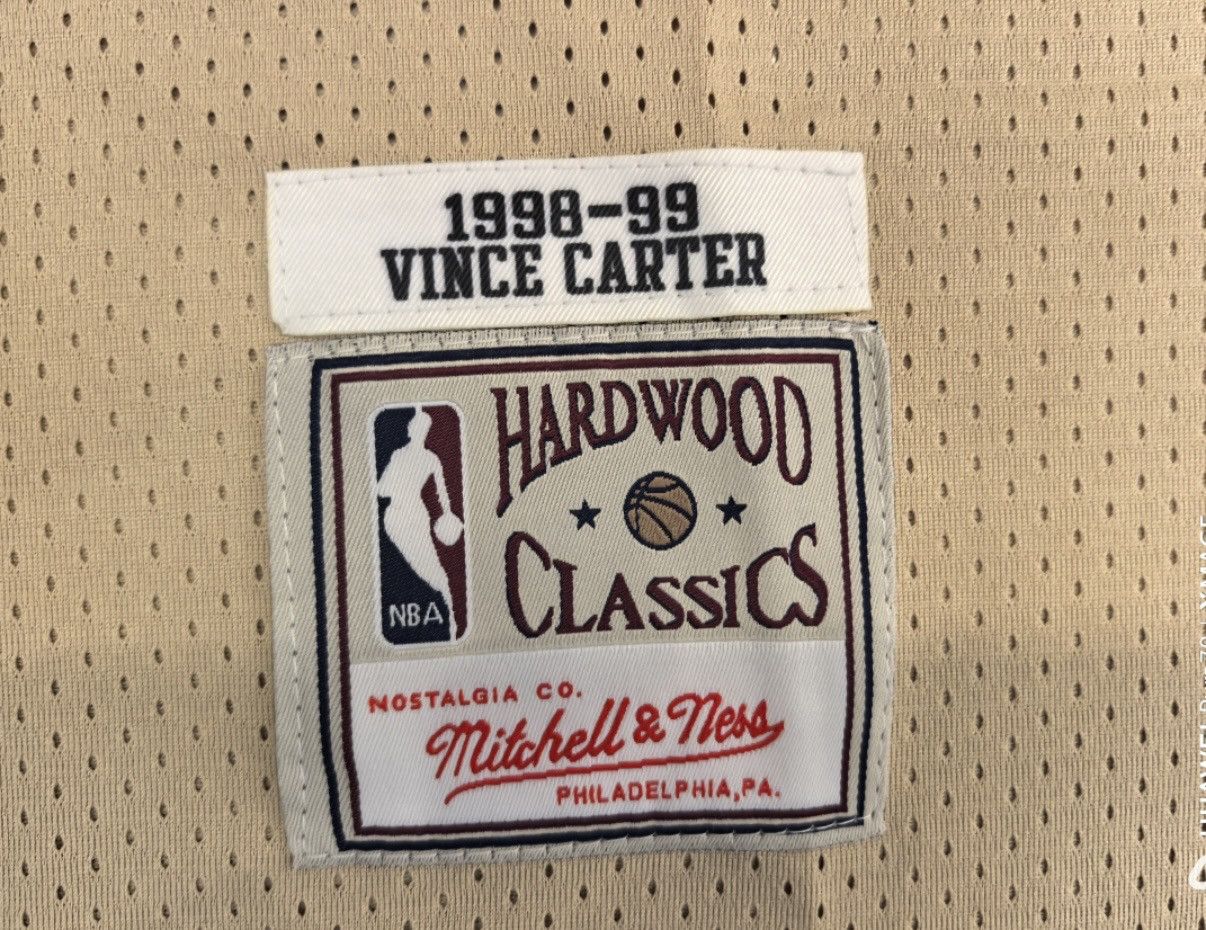 NBA Retrò Maglia Vince Carter Raptors - M Size US M / EU 48-50 / 2 - 5 Thumbnail