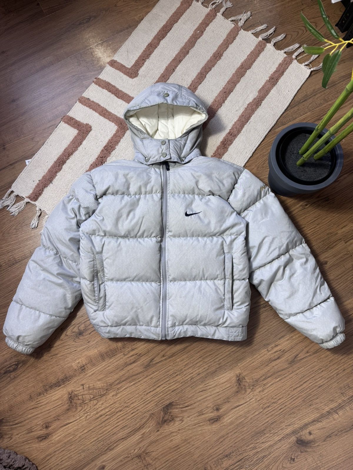 Nike VINTAGE NIKE 2000s DOWN PUFFER JACKET Size S / US 4 / IT 40 - 1 Thumbnail