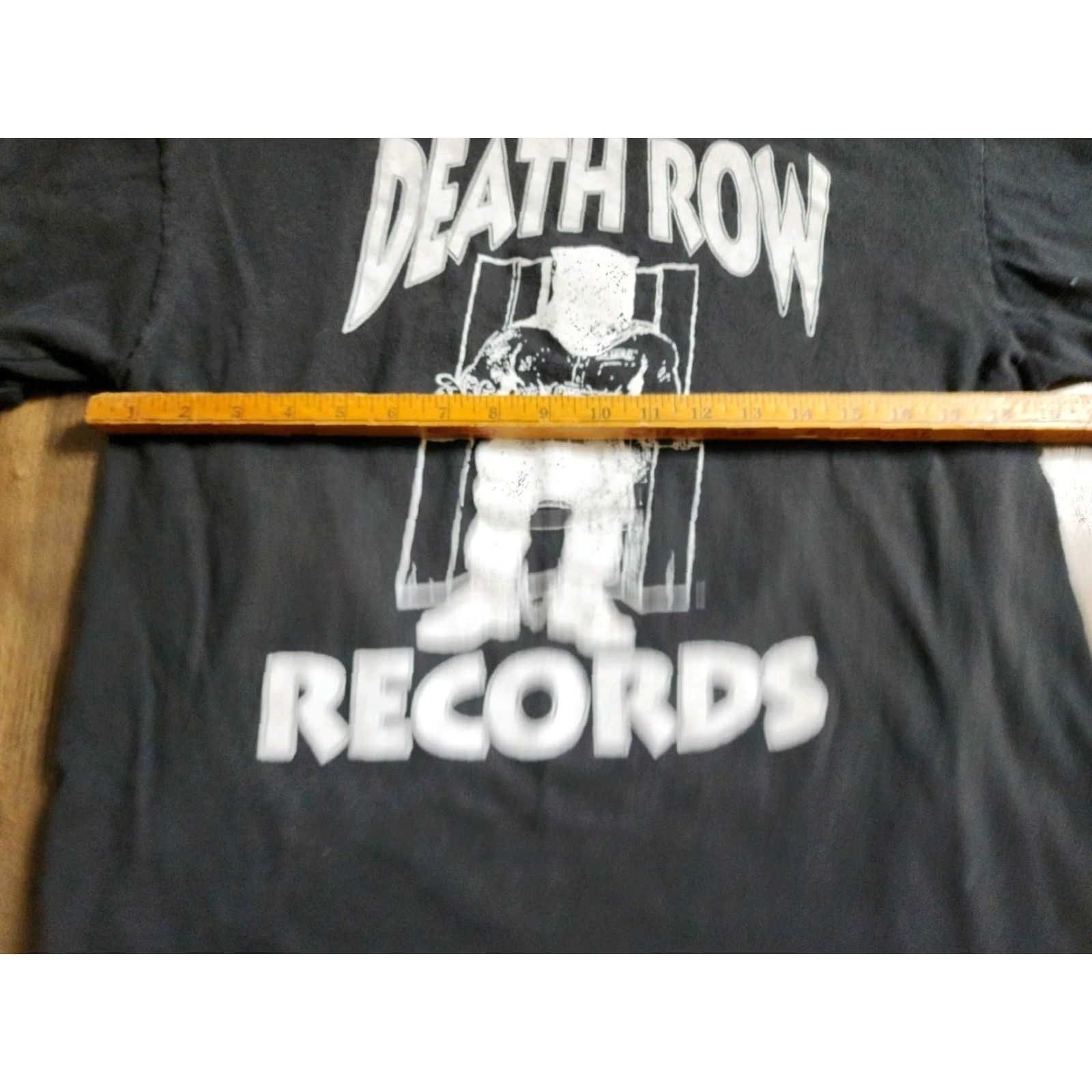 Vintage VINTAGE Death Row Records Mens T-Shirt Black S Hip Hop Graphic Print Crew Neck Short Sleeve Regular Fit Mens Size US S / EU 44-46 / 1 - 3 Thumbnail