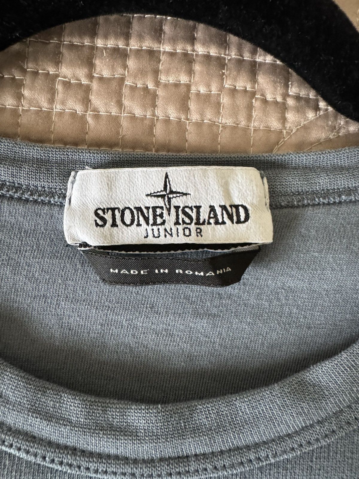 Stone Island ✅Stone Island Junior Faded effect blue Size Small Size US S / EU 44-46 / 1 - 3 Thumbnail