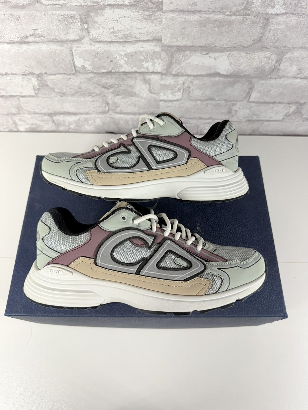 Dior Dior B30 Size 8US/41EU Size US 8 / EU 41 - 1 Thumbnail