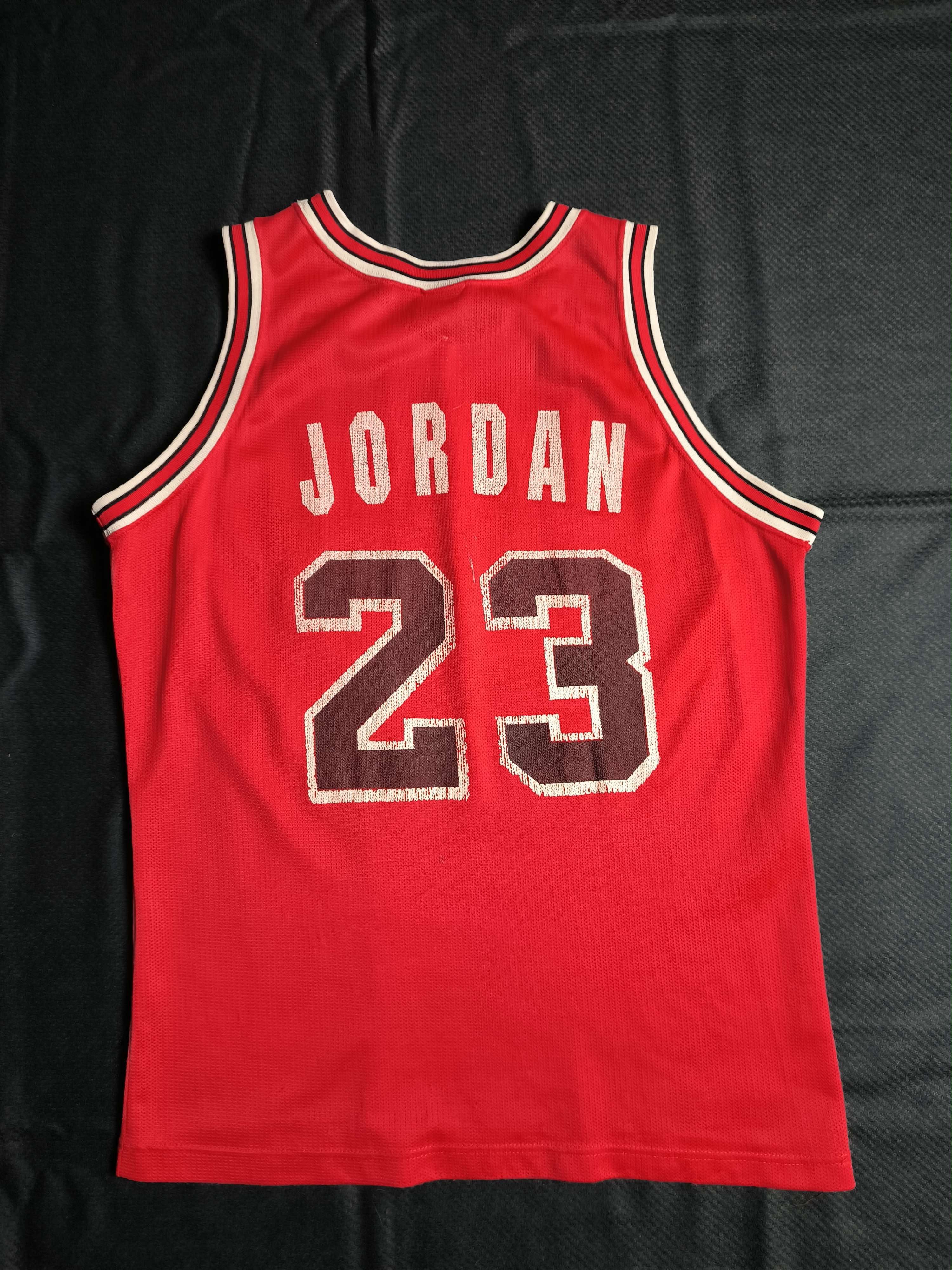 Champion Chicago Bulls Michael Jordan Champion NBA jersey size M Size US M / EU 48-50 / 2 - 2 Thumbnail
