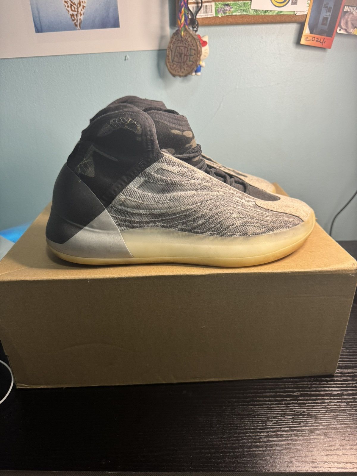 Adidas × Kanye West × Yeezy YEEZY QNTM BARIUM Size US 9.5 / EU 42-43 - 3 Thumbnail