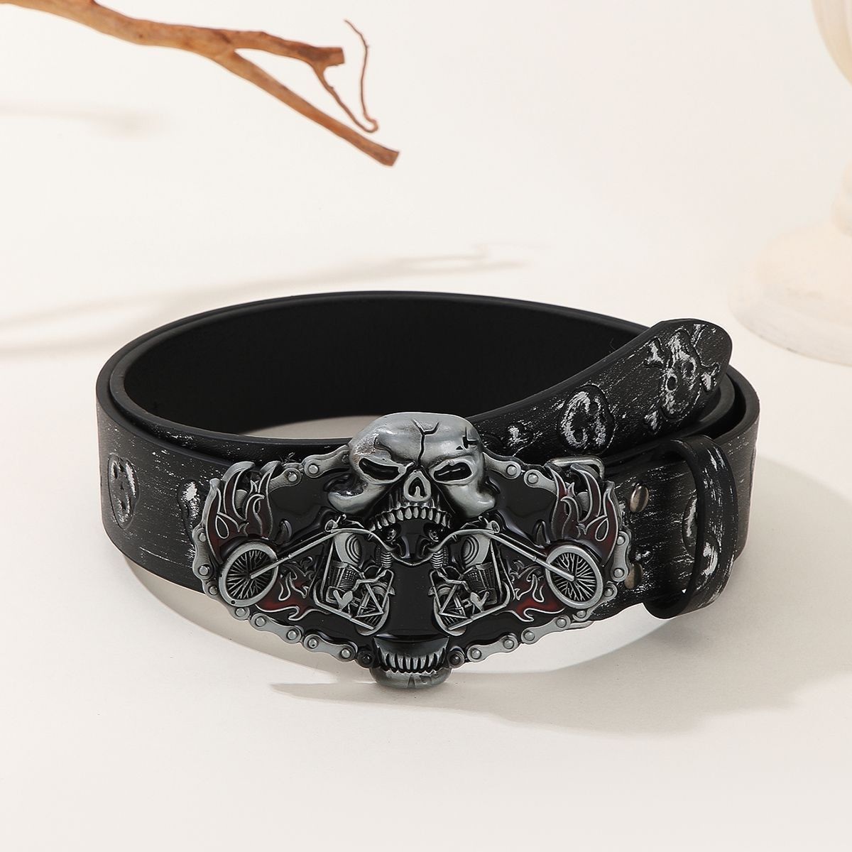 Designer Modern Vintage Belt Riveted Belts Menswear Accessories Size ONE SIZE - 1 Thumbnail