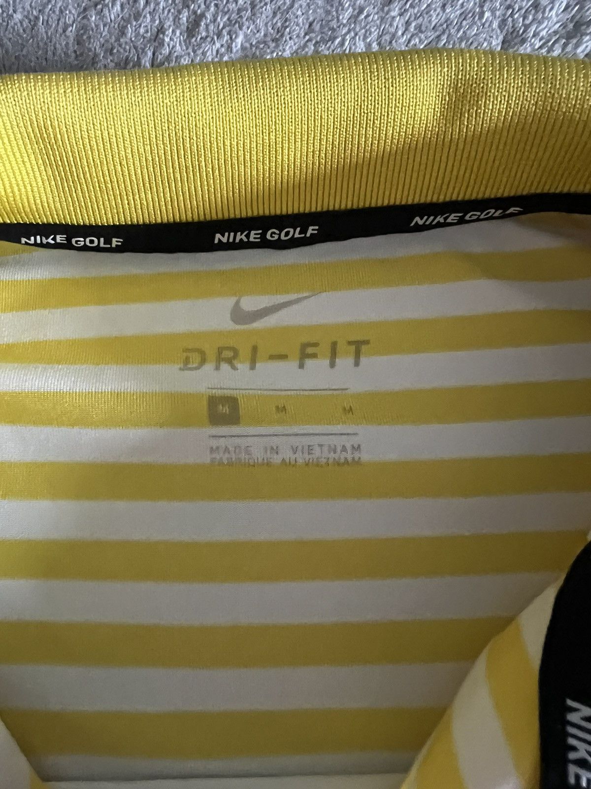 Nike Nike Striped Yellow Golf Polo Size US M / EU 48-50 / 2 - 3 Thumbnail